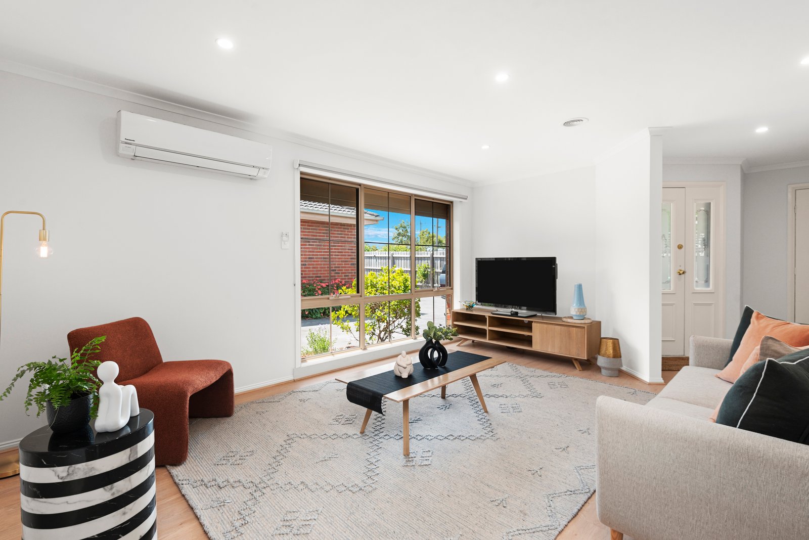 2/14 Highbury Road, Burwood, 3125