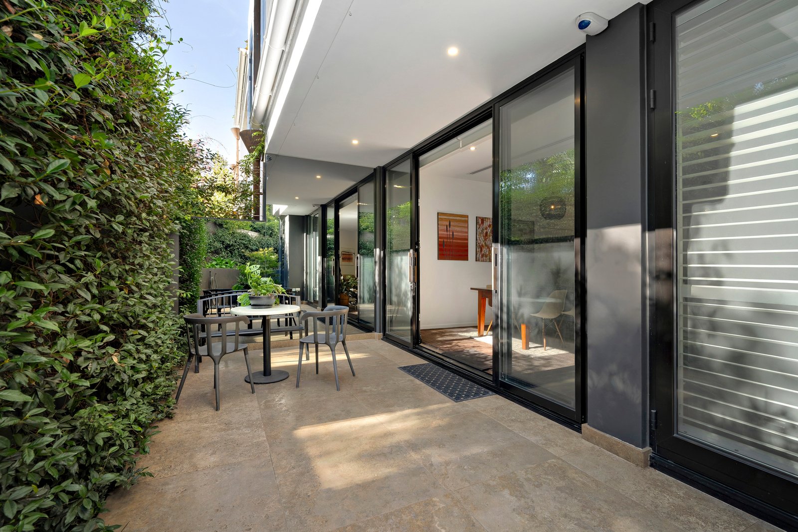 2/14 Martin Court, Toorak, 3142