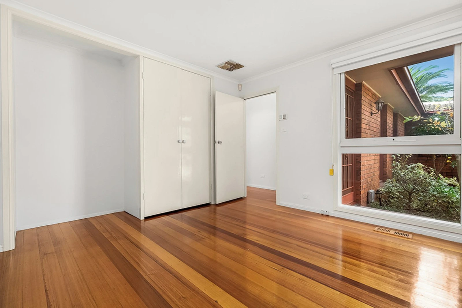 2/14 Rowell Avenue, Camberwell, 3124
