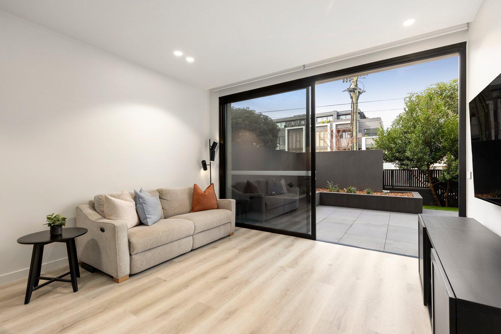 2/1455 High Street, Glen Iris, 3146