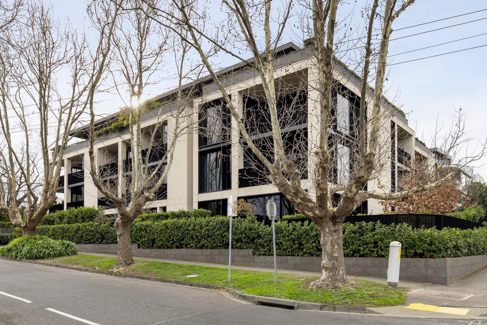 2/1455 High Street, Glen Iris, 3146
