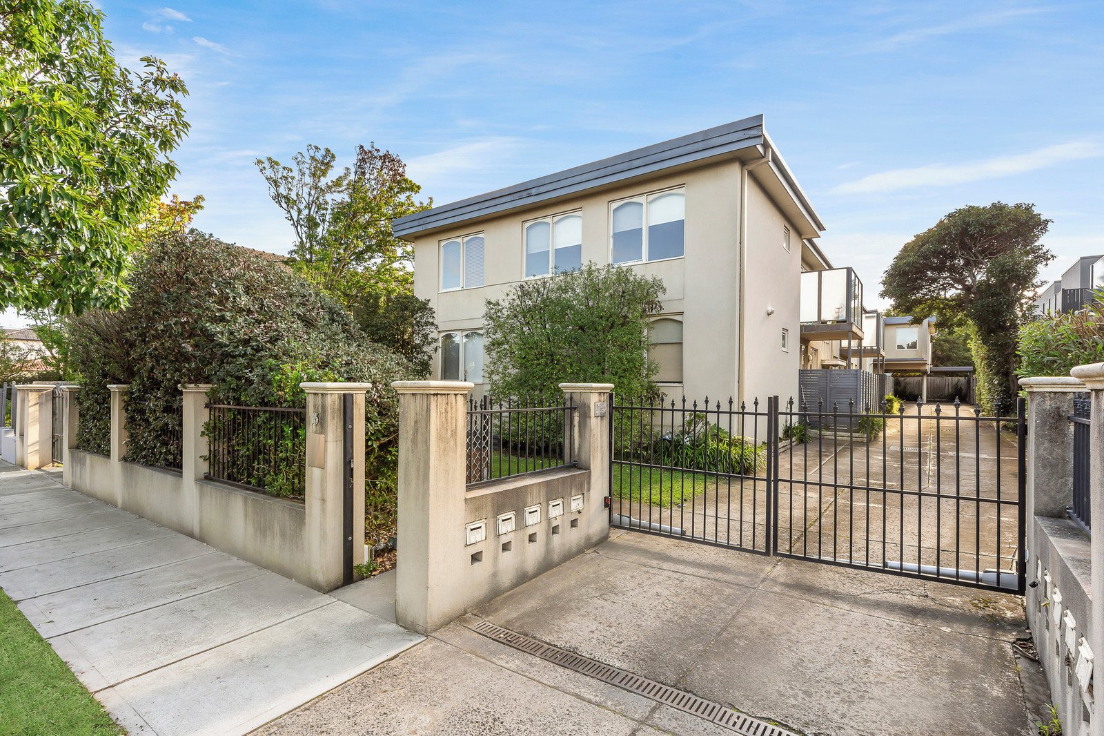 2/15 Holloway Street, Ormond, 3204