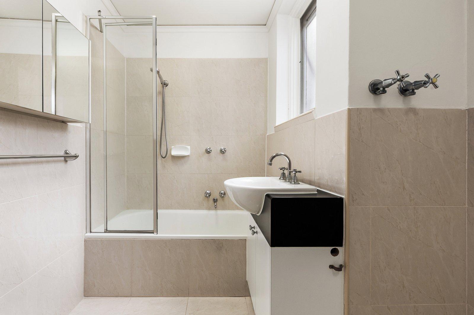2/15 Holloway Street, Ormond, 3204