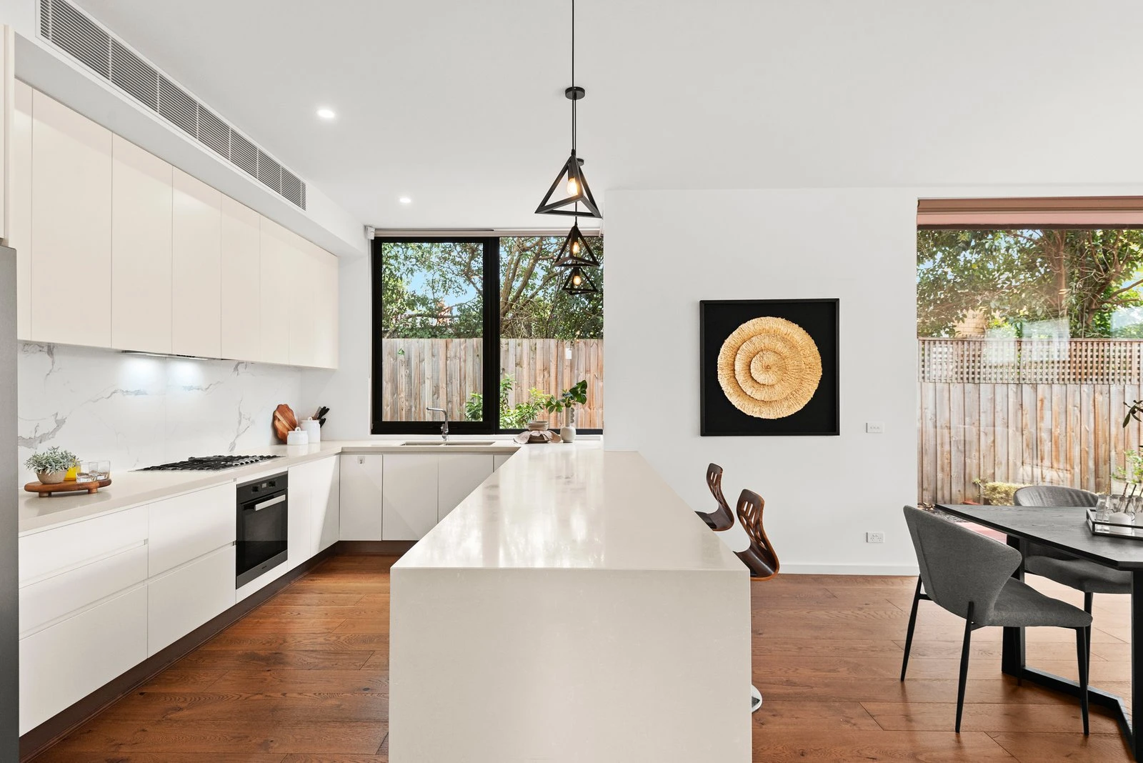 2/15 Kerry Parade, Balwyn, 3103