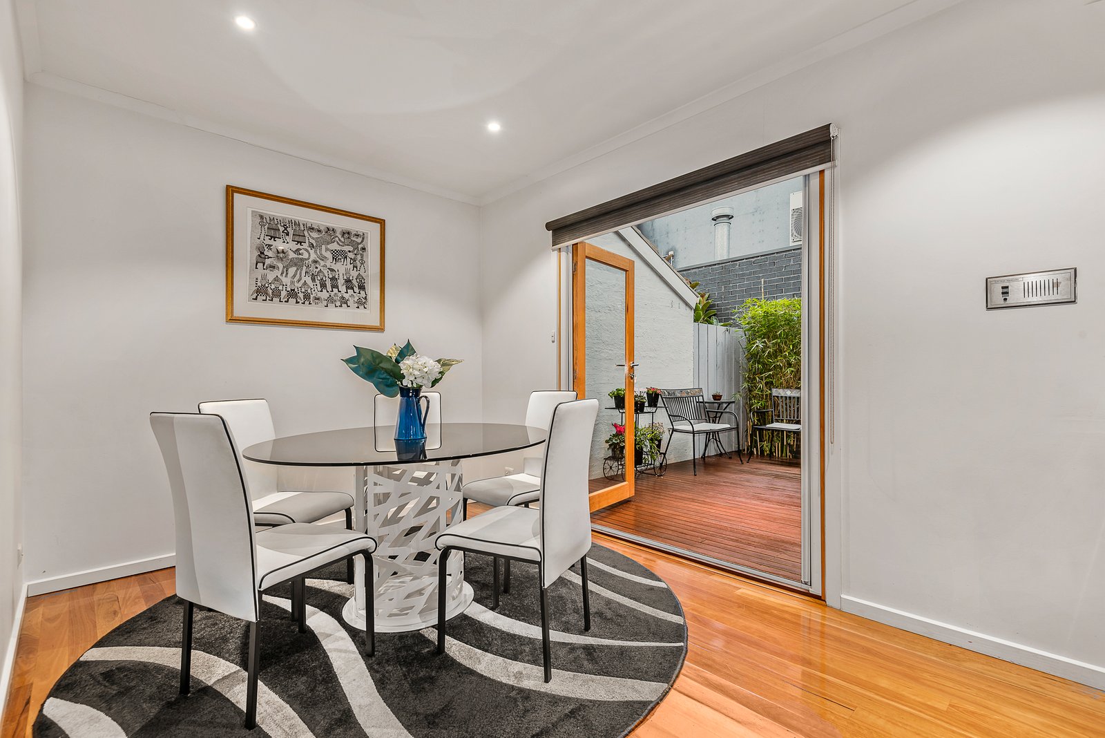 2/16 Liddiard Street, Hawthorn, 3122