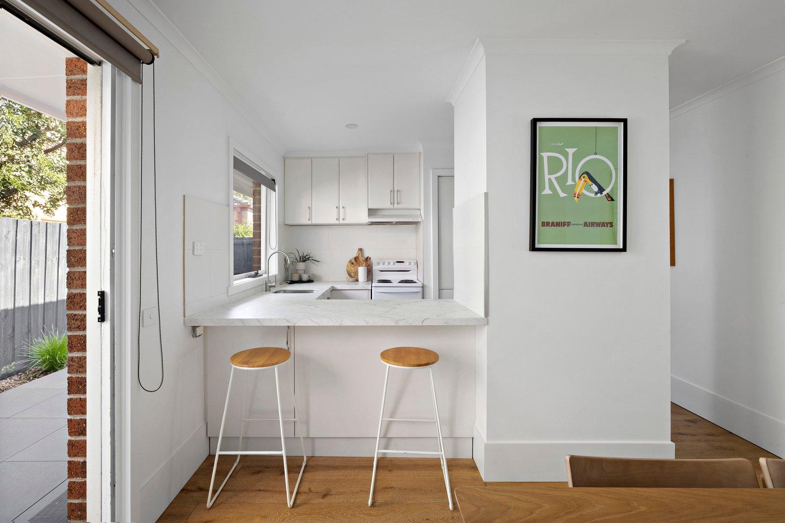 2/16 Murray Street, Mornington, 3931