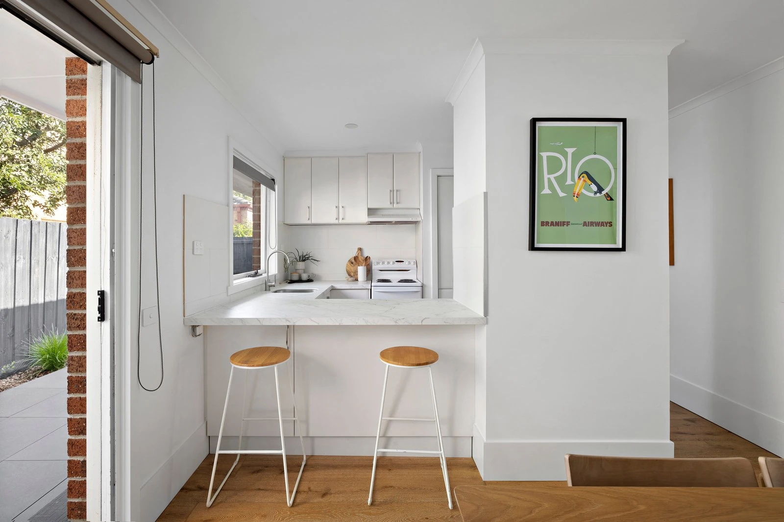 2/16 Murray Street, Mornington, 3931
