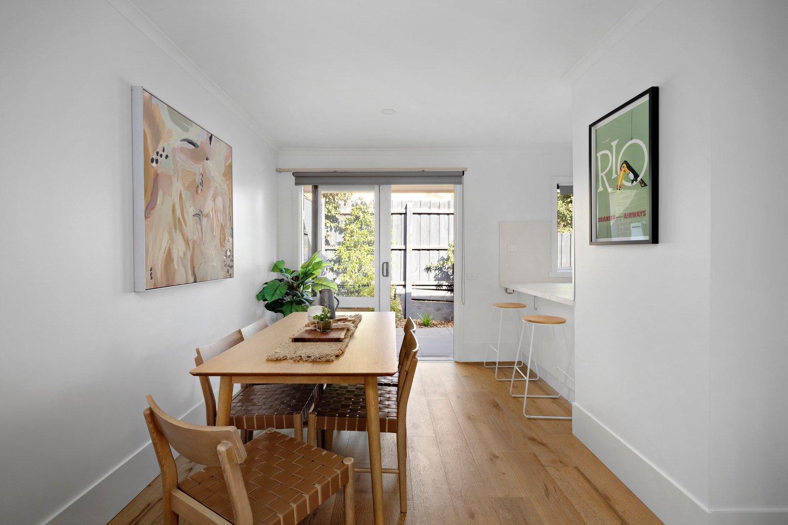 2/16 Murray Street, Mornington, 3931