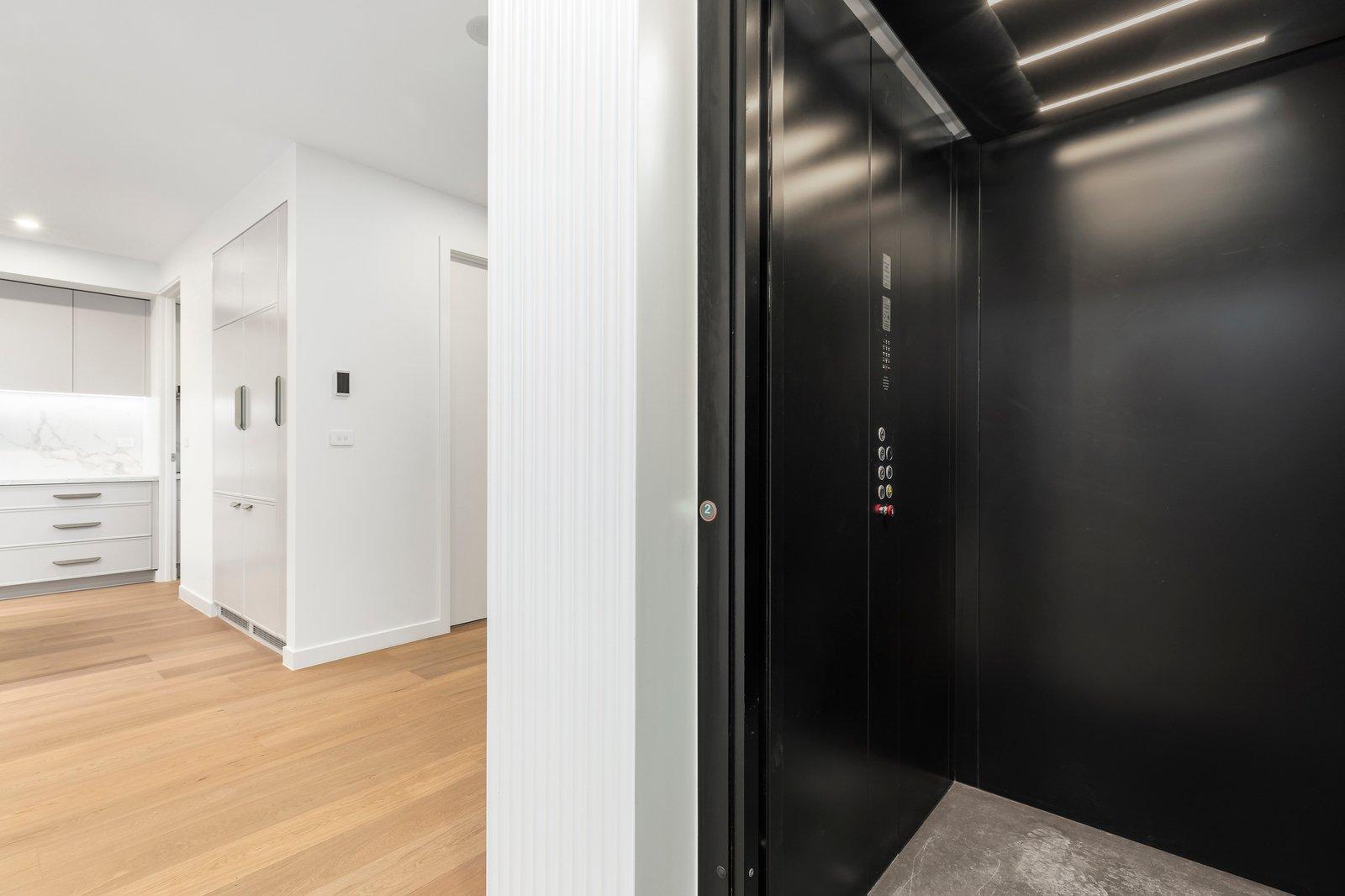 2/160 Balwyn Road, Balwyn, Vic