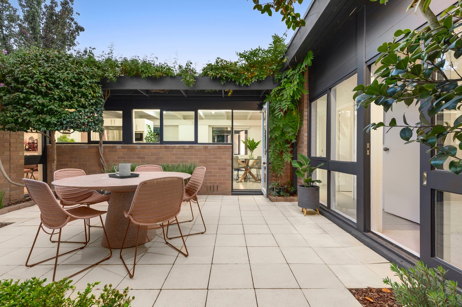 2/17 Sorrett Avenue, Malvern, 3144