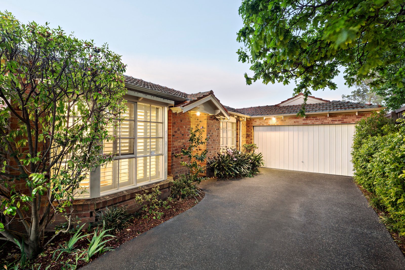 2/170 Finch Street, Glen Iris, 3146
