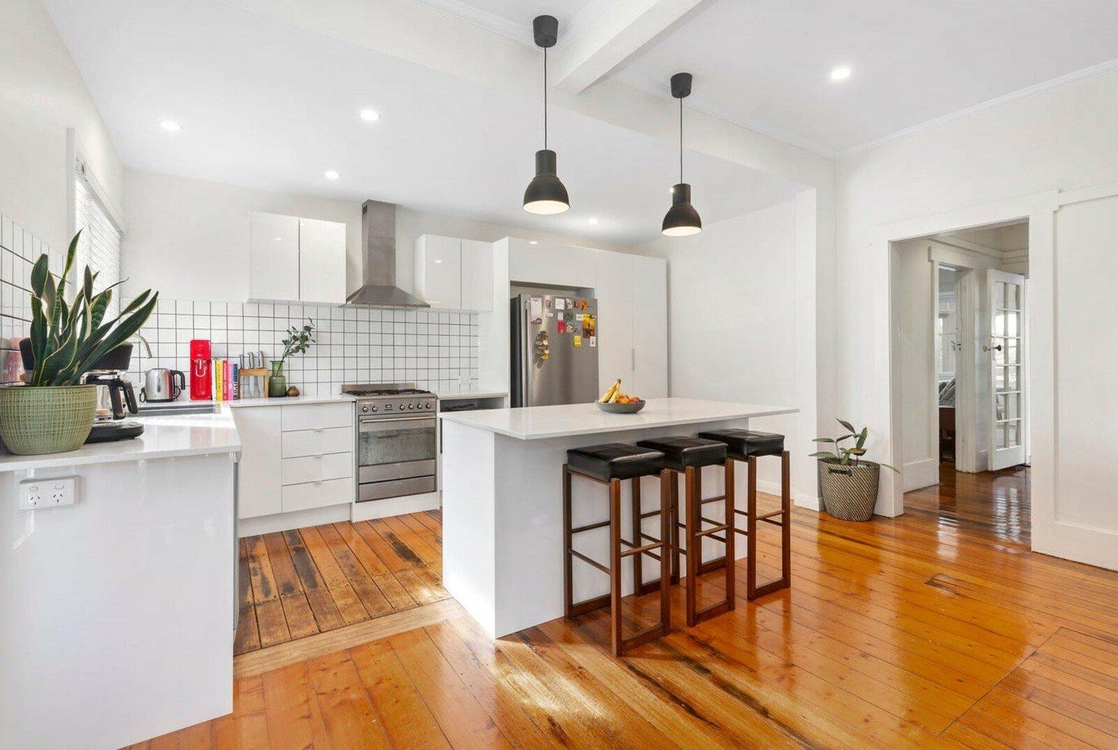 2/1B Lewisham Road, Prahran, 3181