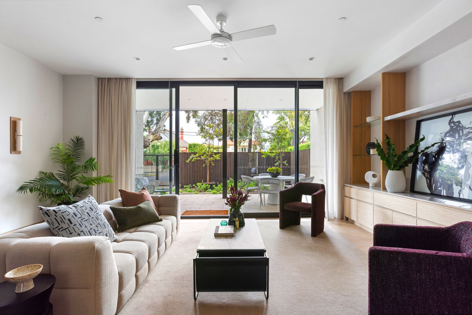 2/2 Black Street, Brighton, 3186
