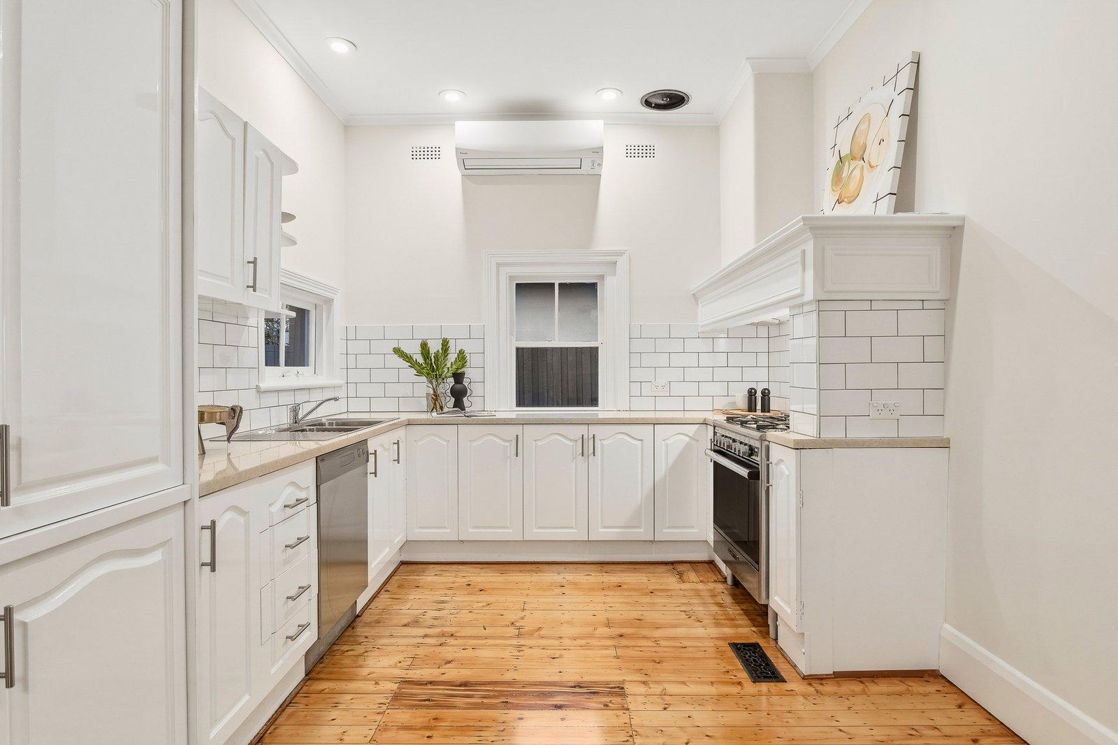 22 Holyrood Street, Camberwell, 3124