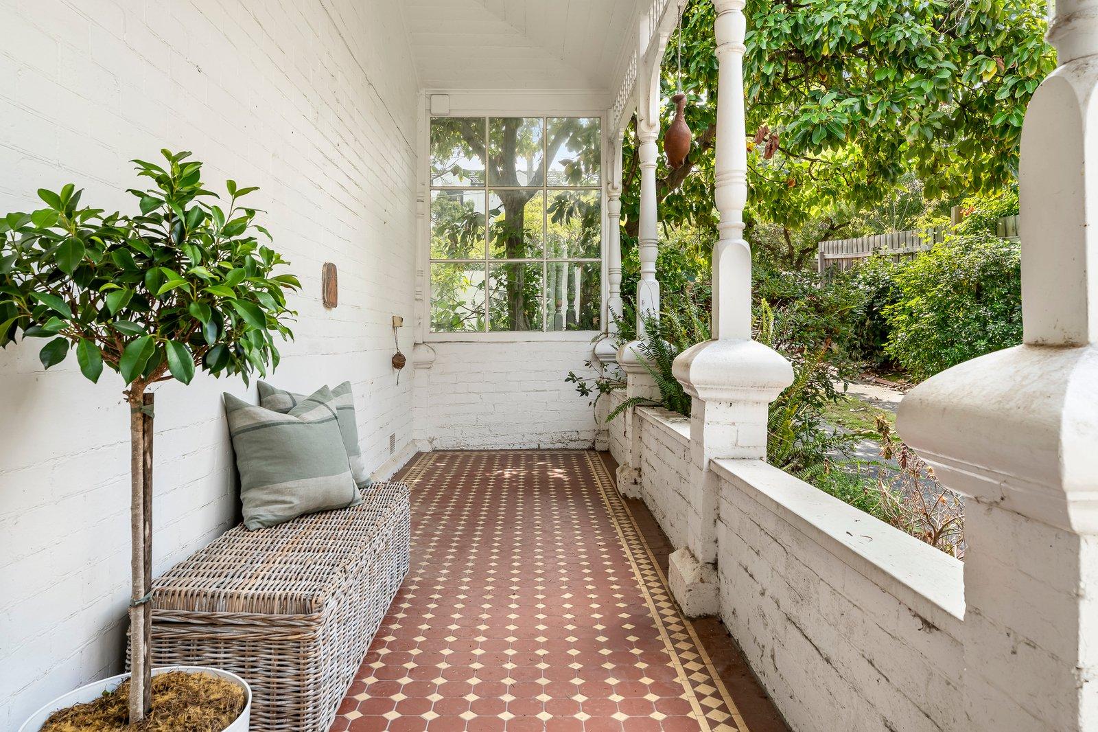 22 Millicent Avenue, Toorak, 3142