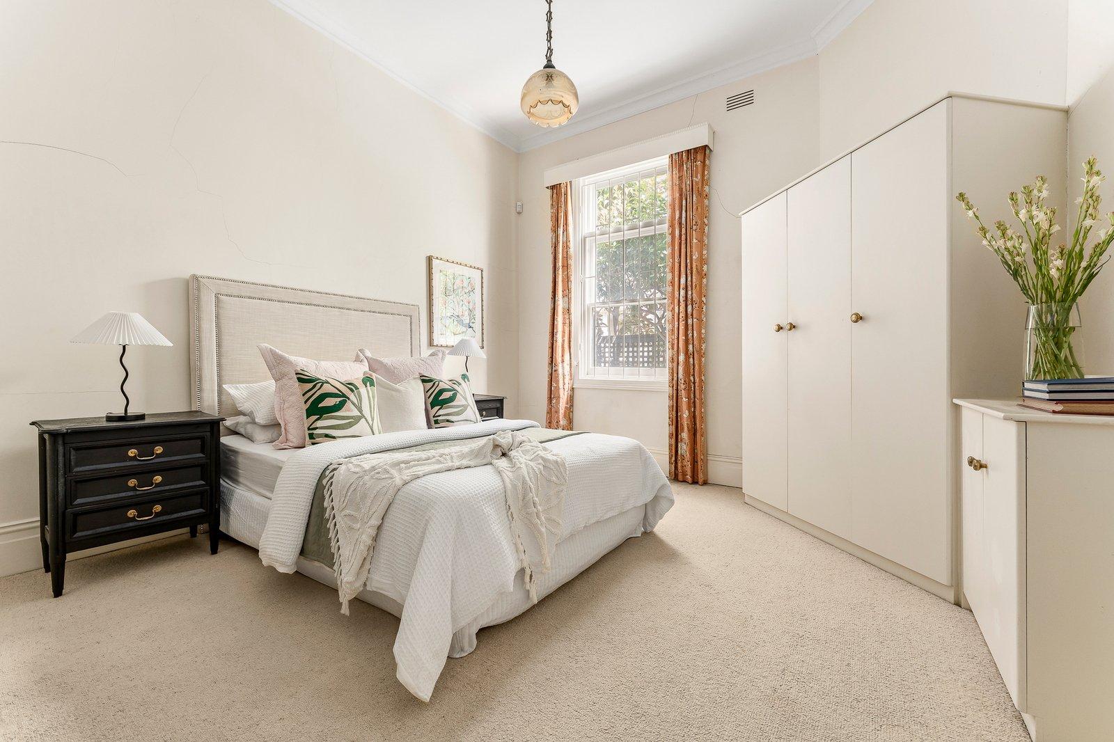 22 Millicent Avenue, Toorak, 3142