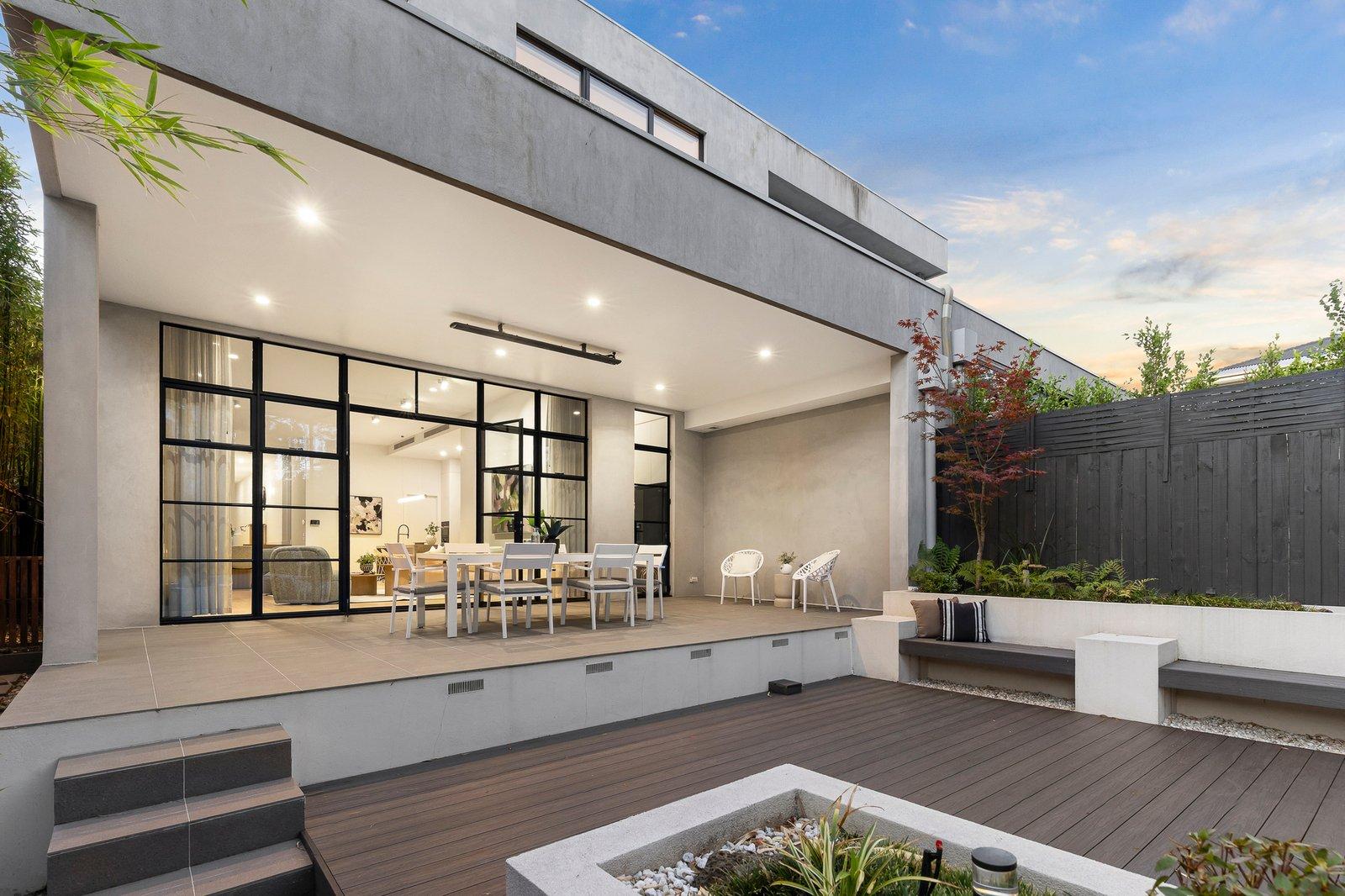 2/2 Peak Street, Malvern East, 3145