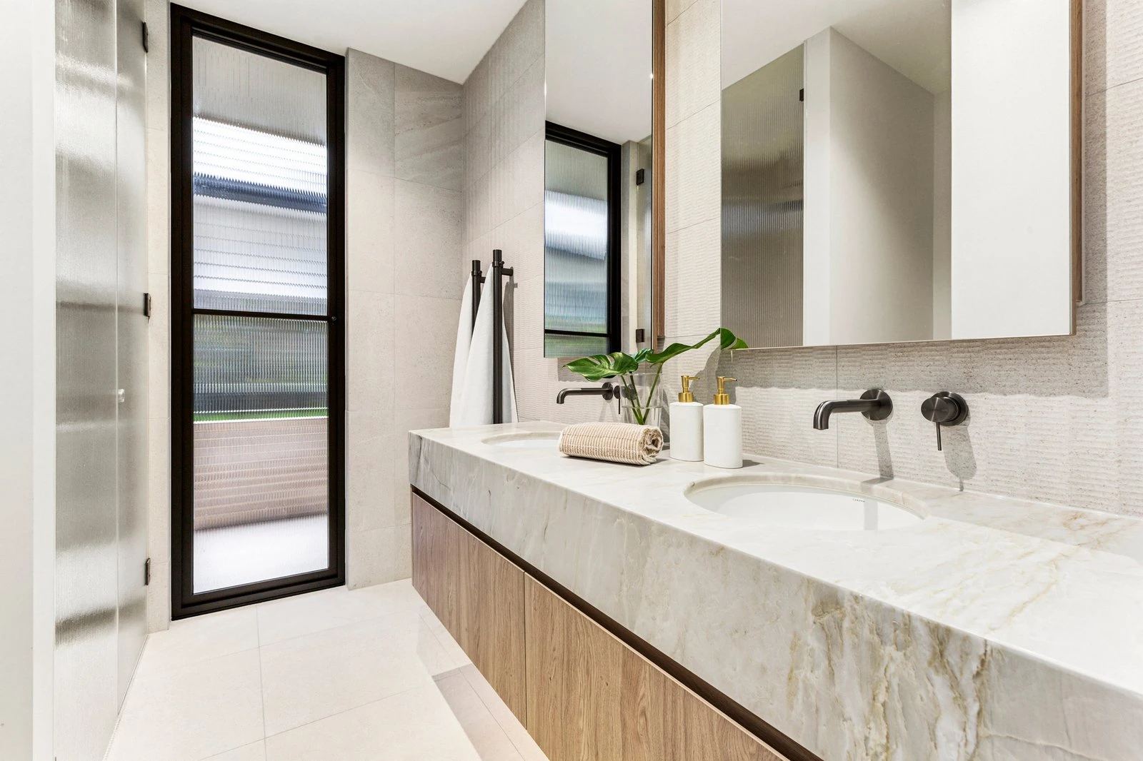 22 Saxby Road, Glen Iris, 3146