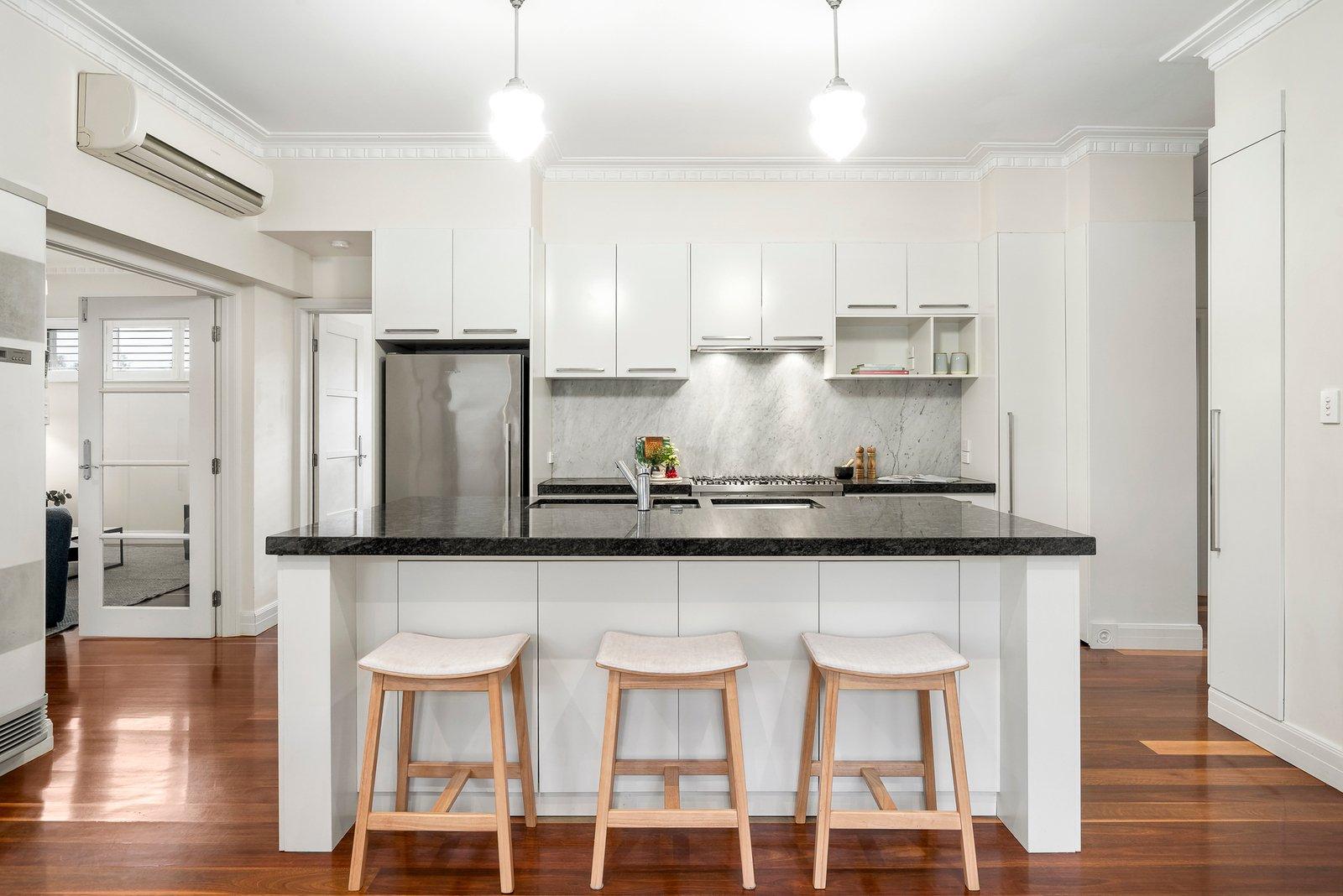 2/202 Kilby Road, Kew East, 3102
