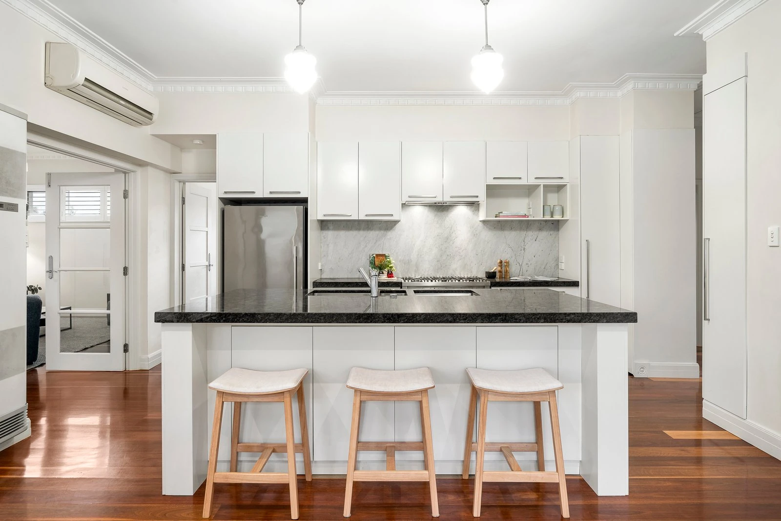 2/202 Kilby Road, Kew East, 3102