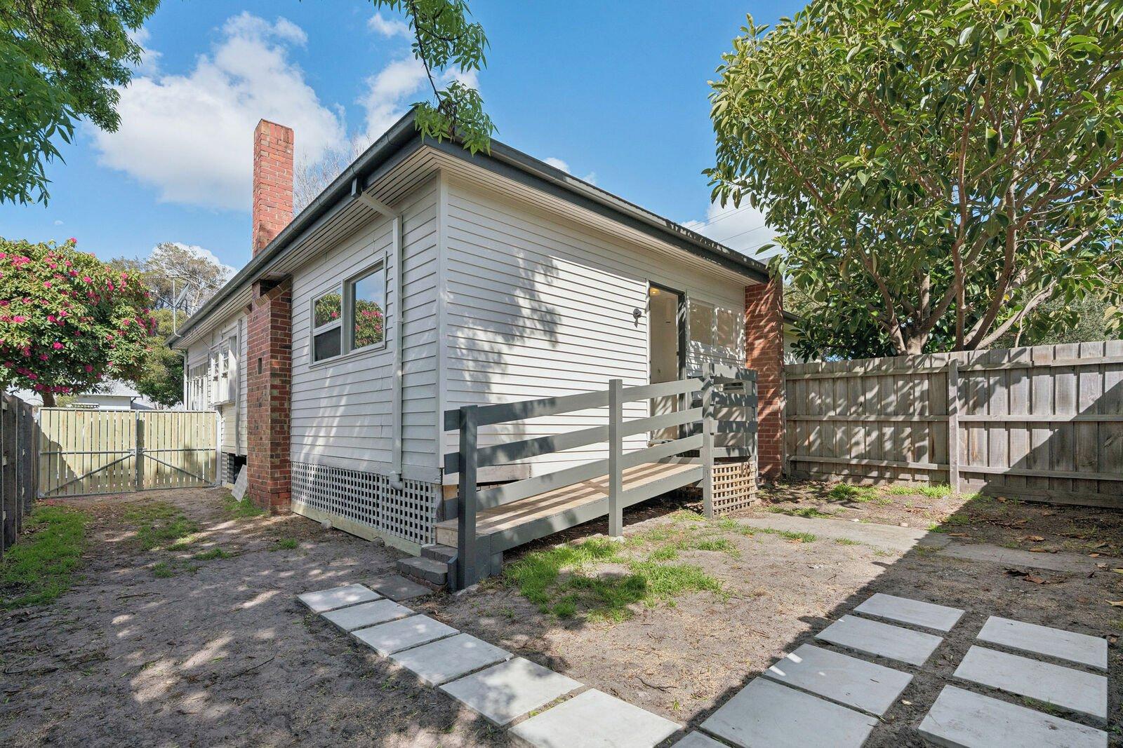 2/24 Kars Street, Frankston, 3199
