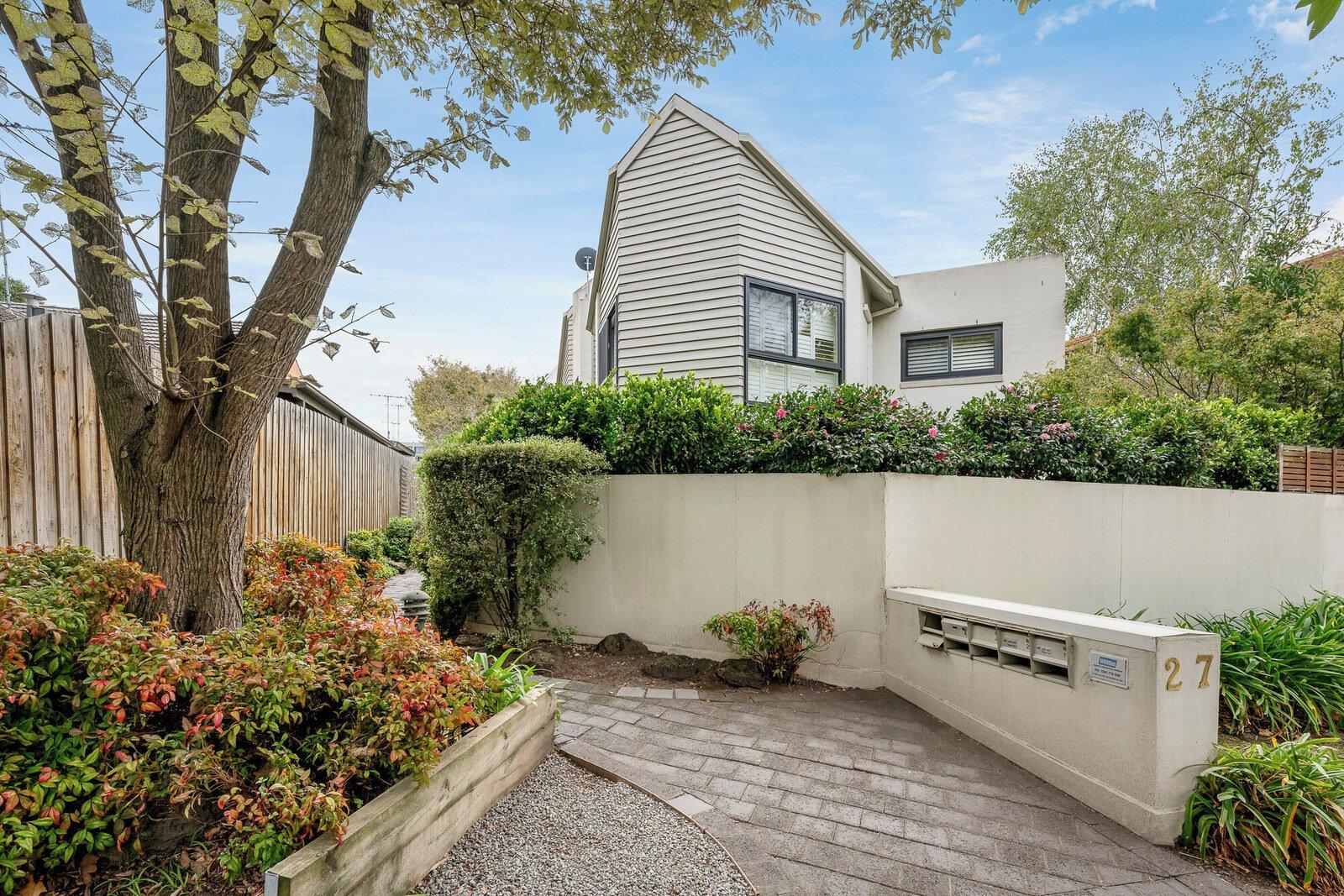 2/27 Auburn Grove, Hawthorn East, 3123