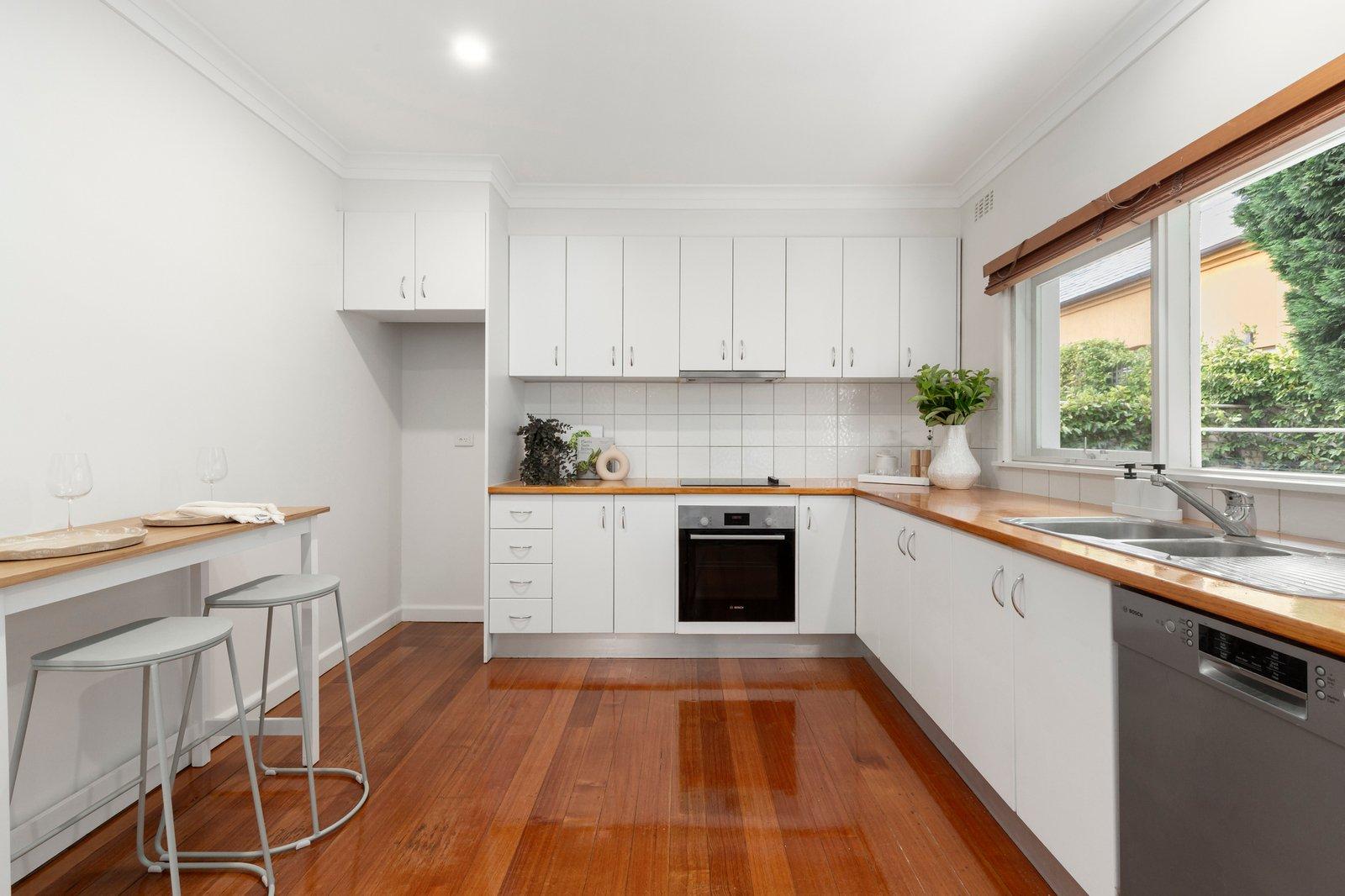 2/2A Wellington Street, Brighton, 3186