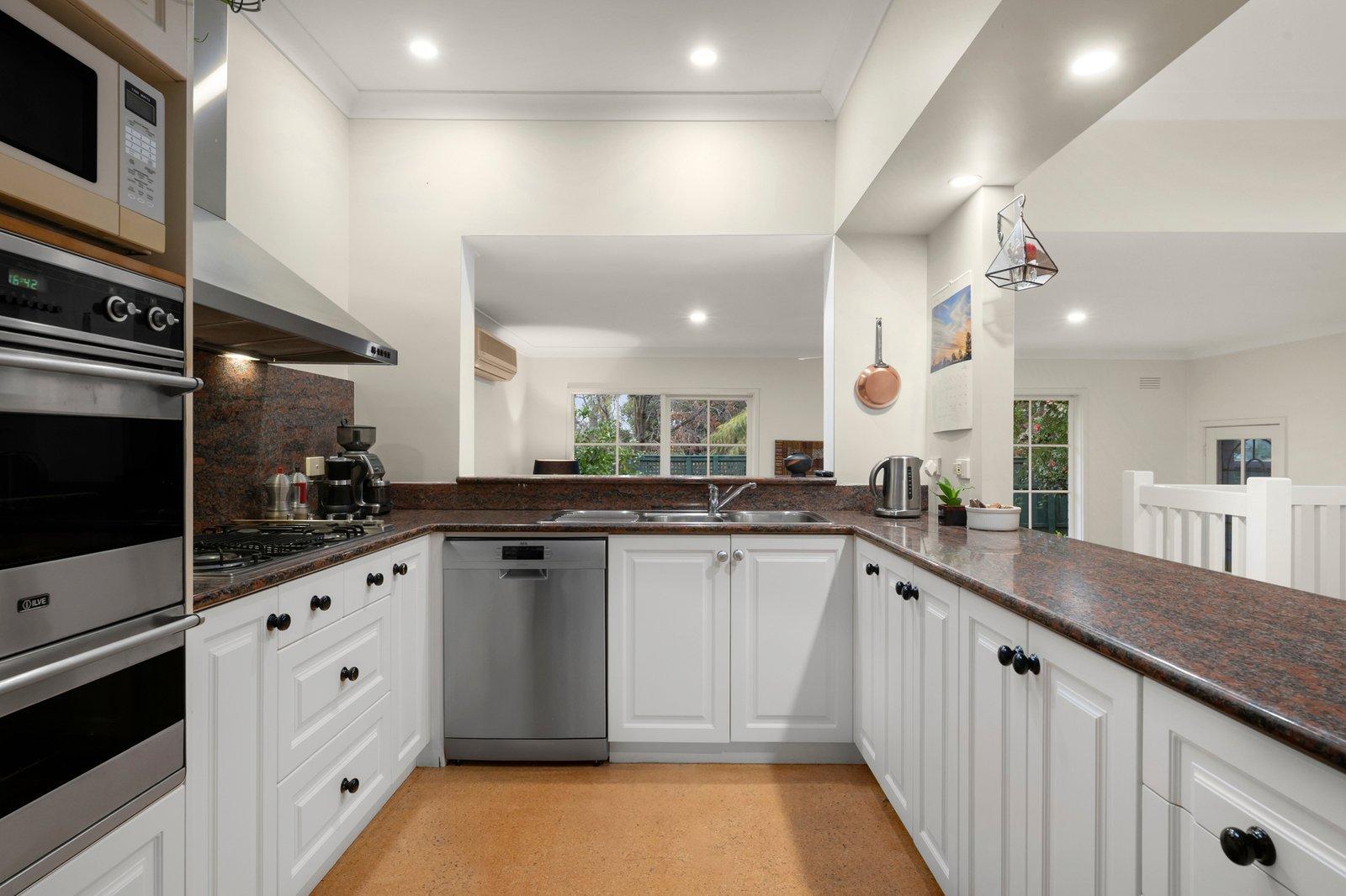 23 Findon Crescent, Kew, 3101