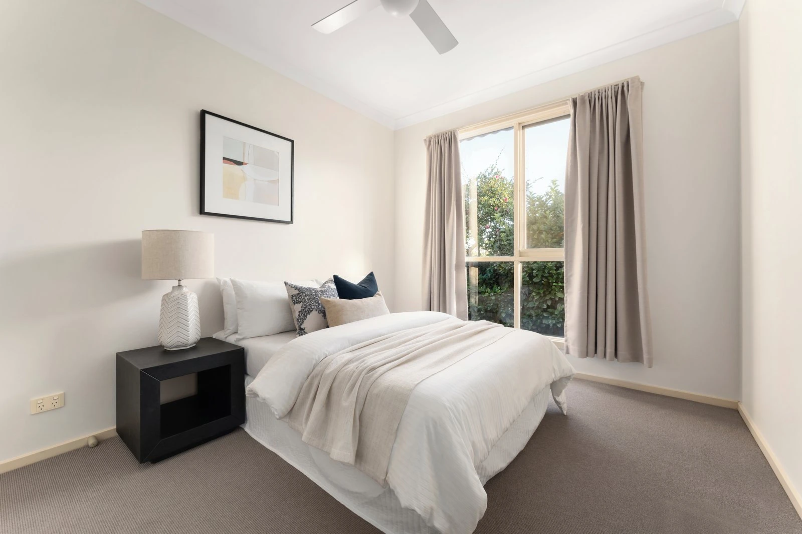 2/3 Peace Street, Glen Iris, 3146