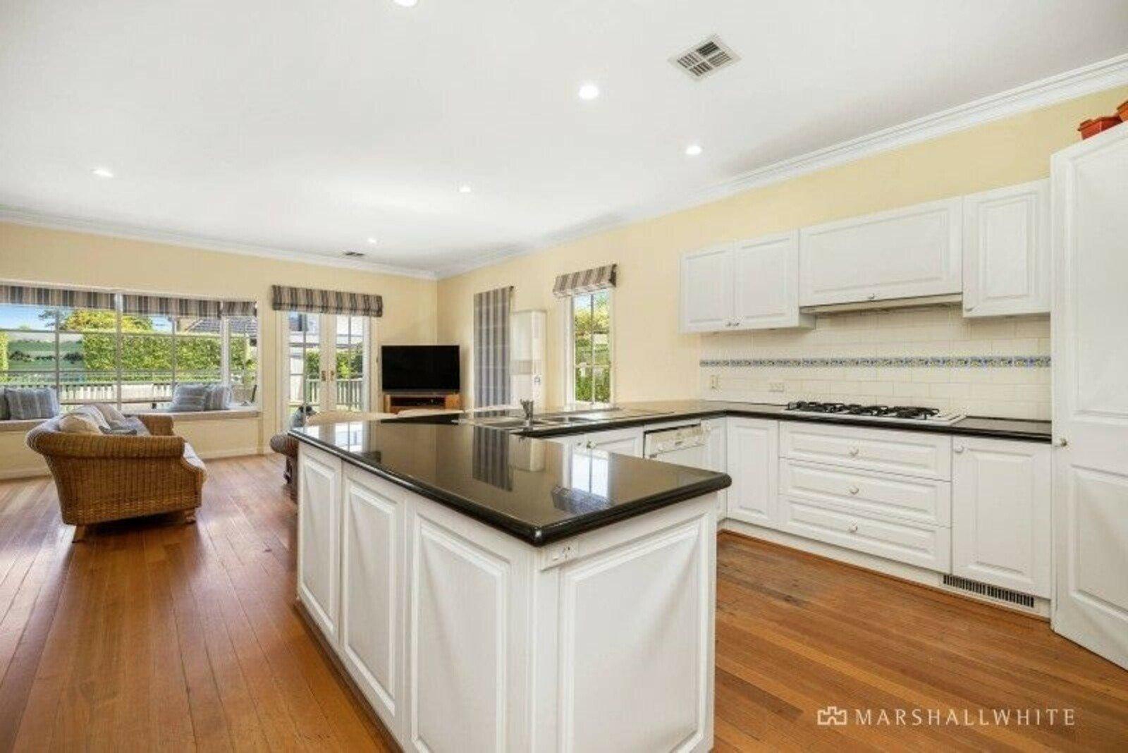 23 Sunlight Crescent, Brighton East, 3187