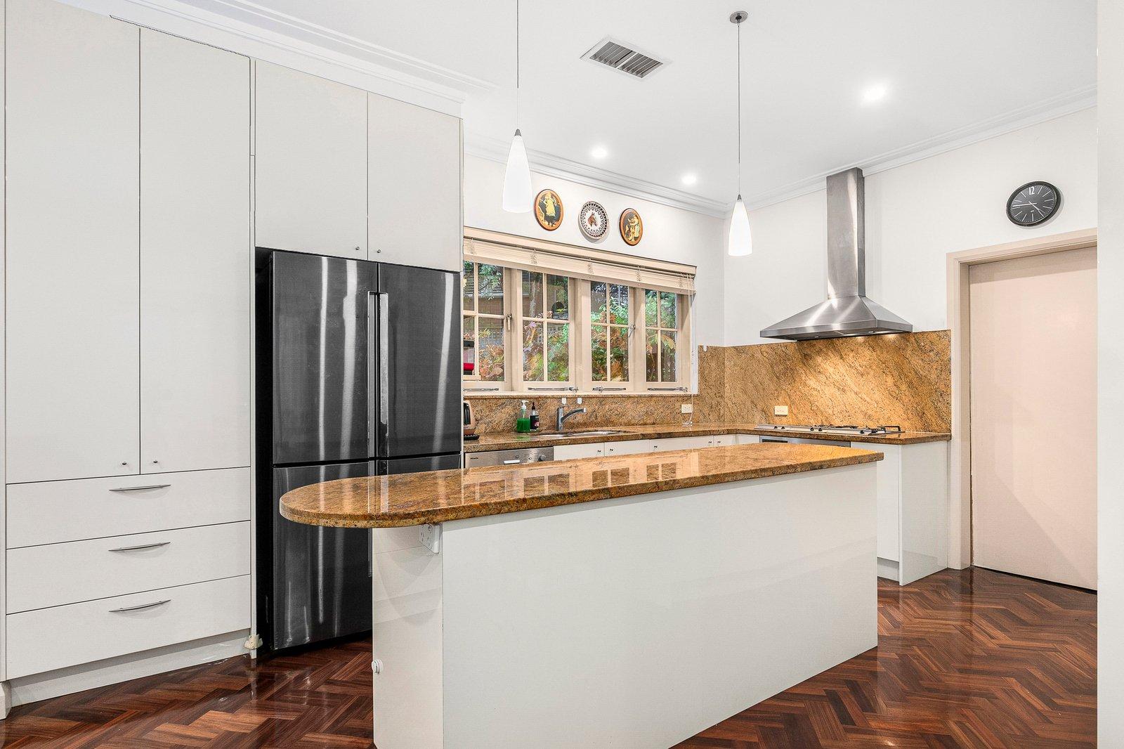 23 Tara Avenue, Kew, 3101