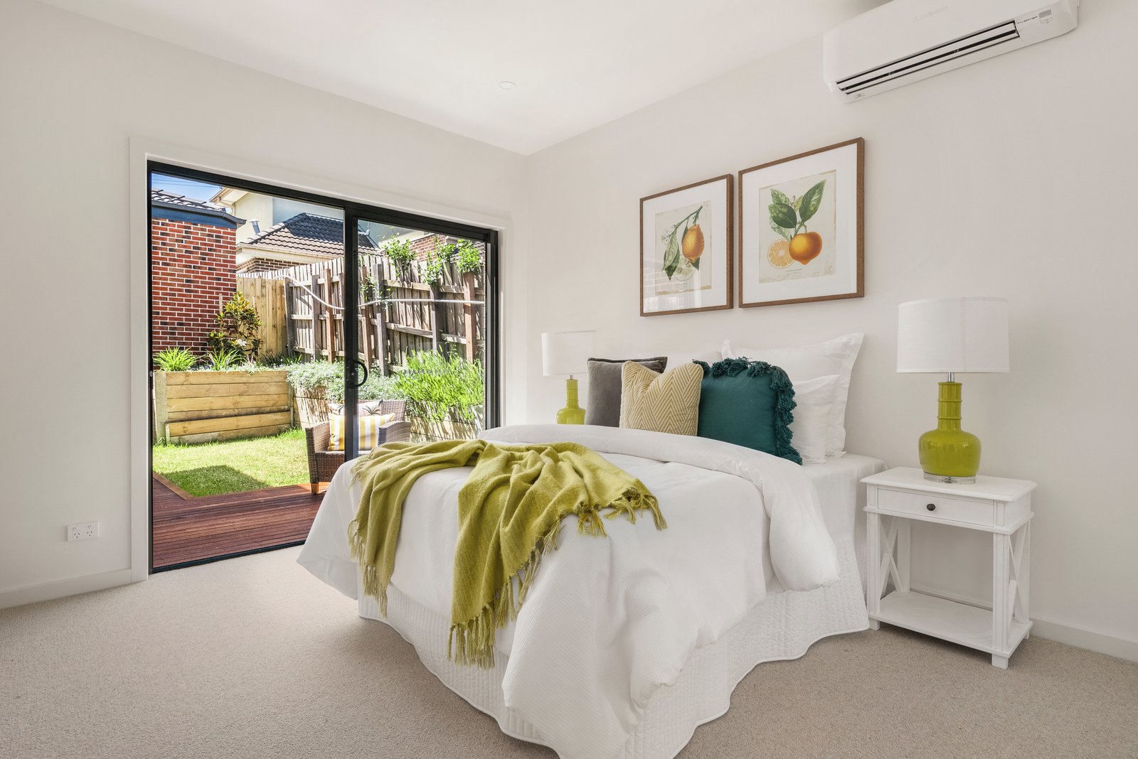 2/30-32 Boronia Grove, Doncaster East, 3109