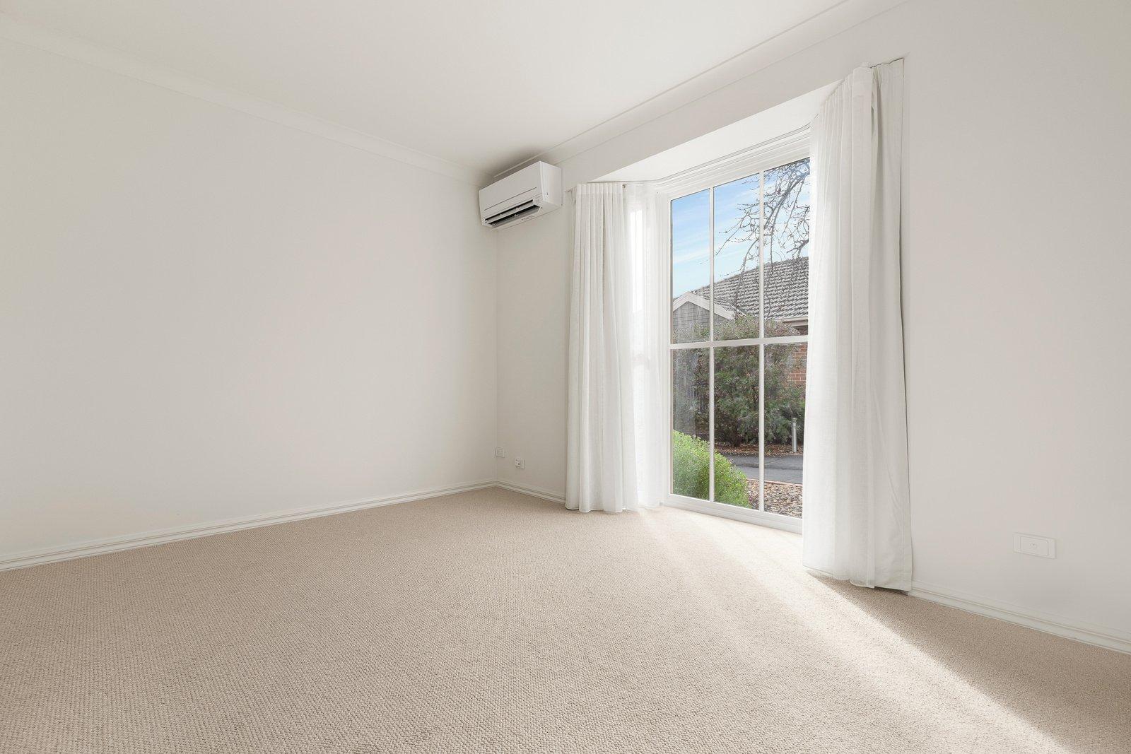 2/33 Zetland Road, Mont Albert, 3127