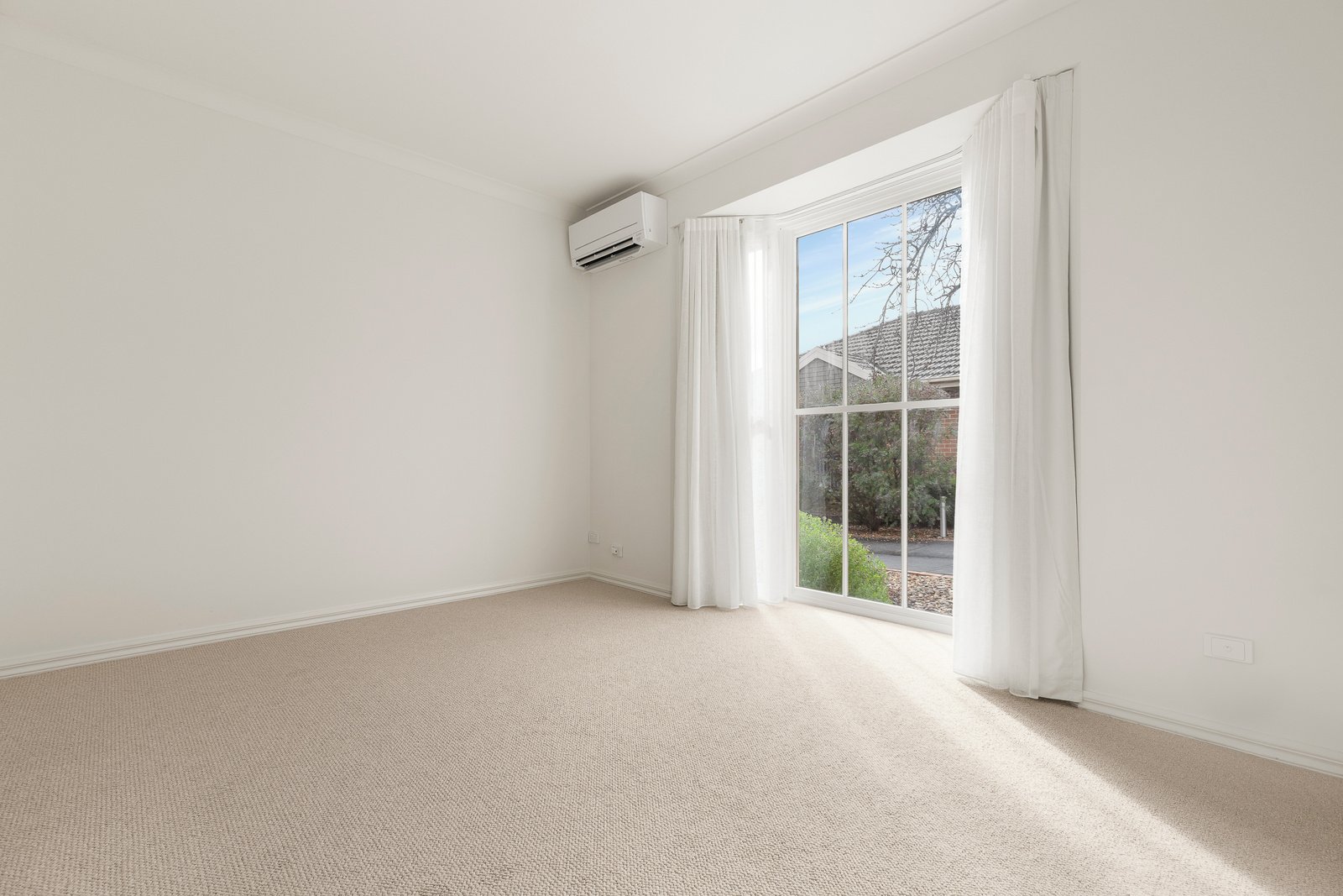 2/33 Zetland Road, Mont Albert, 3127