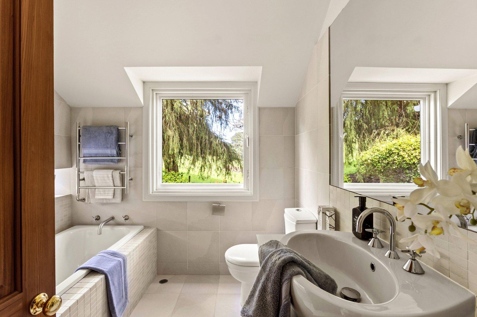 237 Barkers Road, Main Ridge, 3928
