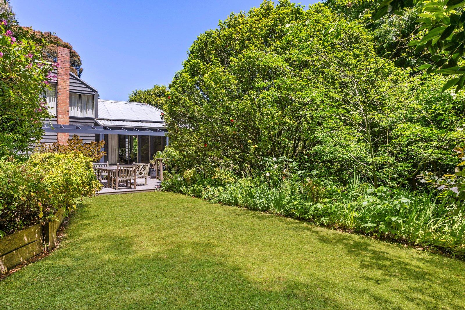 237 Barkers Road, Main Ridge, 3928
