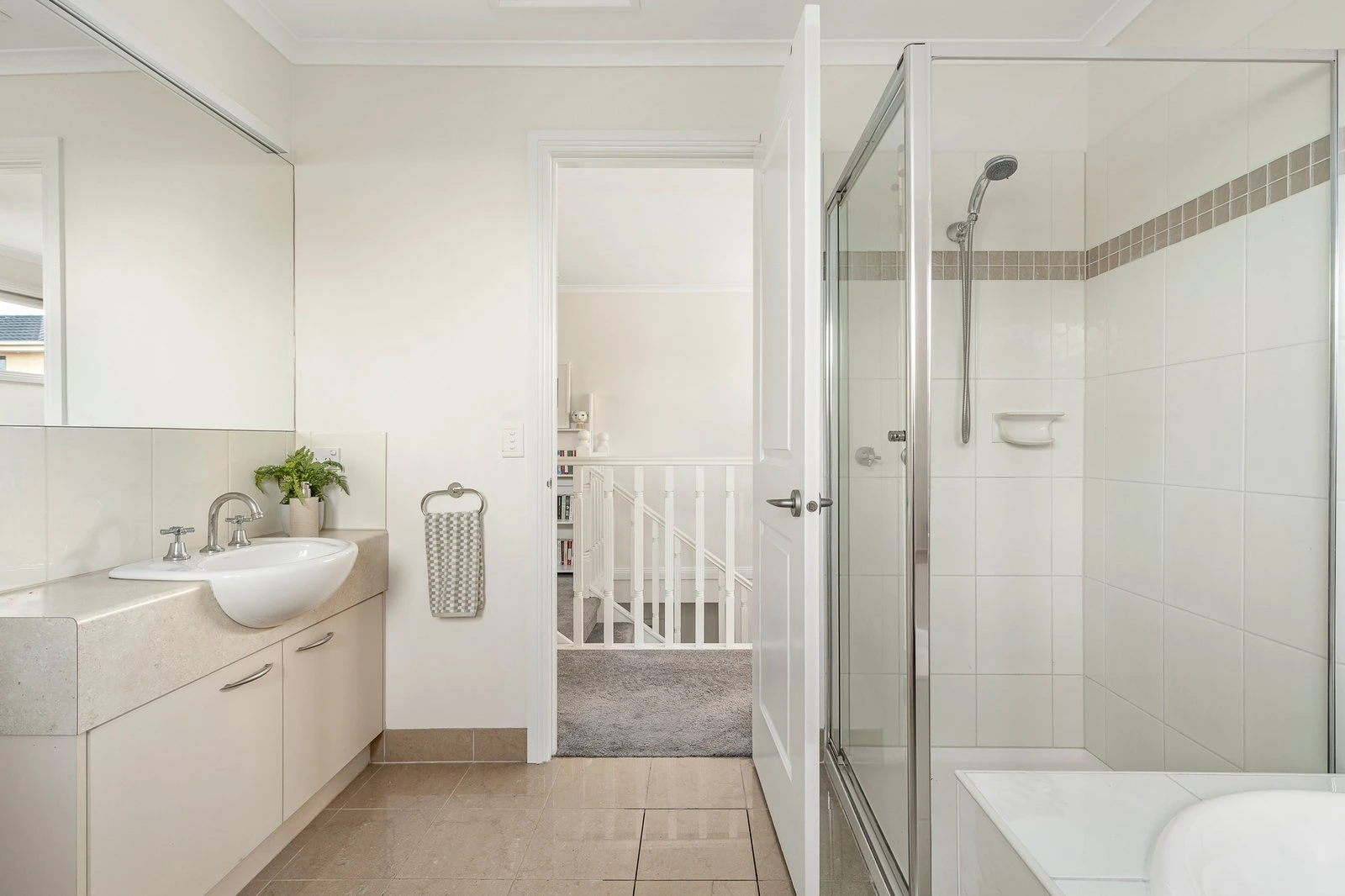 2/4-6 Neville Street, Box Hill South, 3128