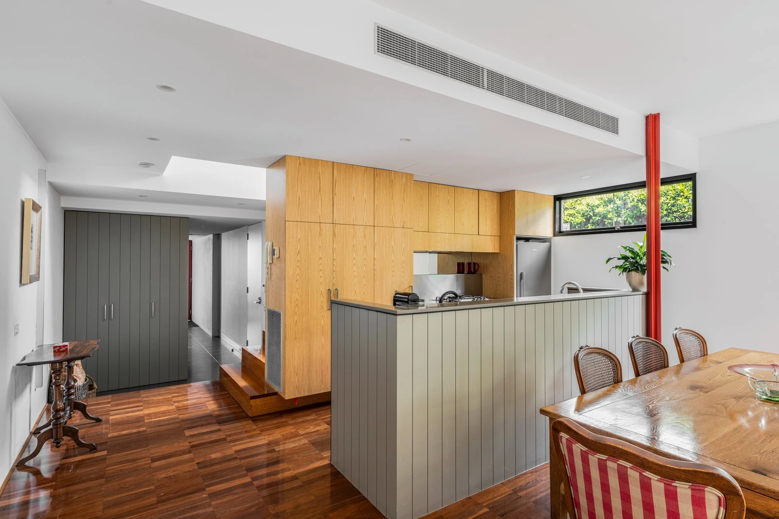24 Carters Avenue, Toorak, 3142