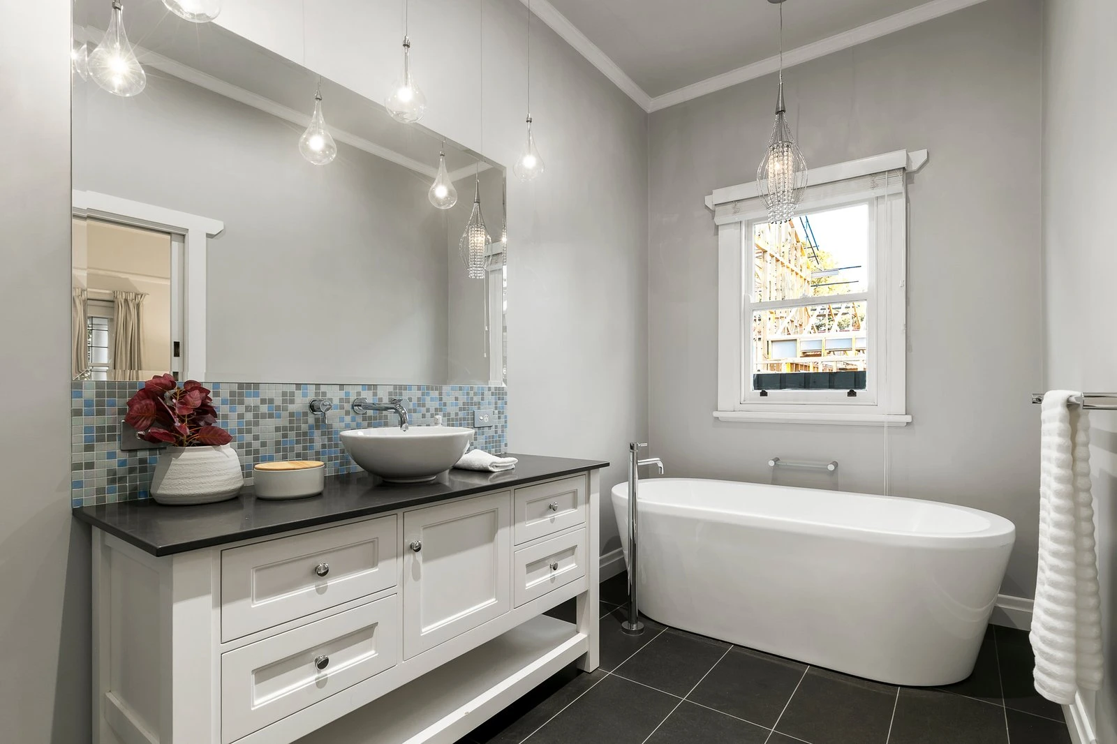 24 Fairview Avenue, Camberwell, 3124