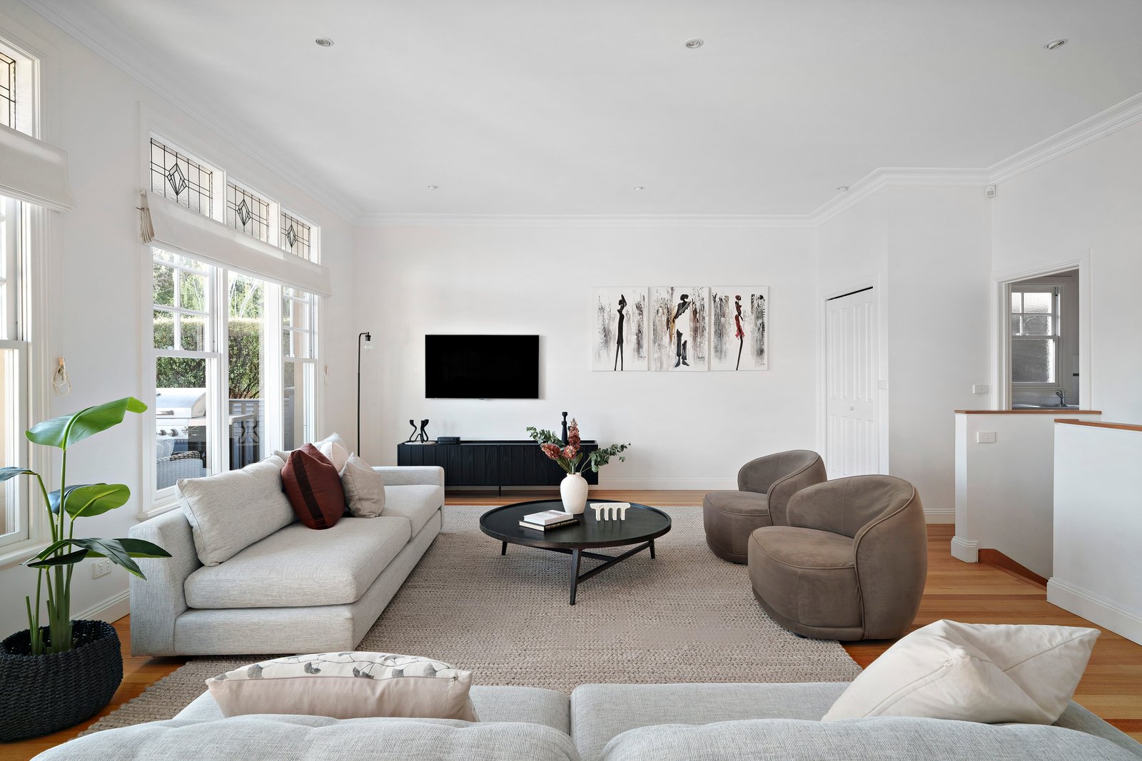 24 Grandview Road, Glen Iris, 3146