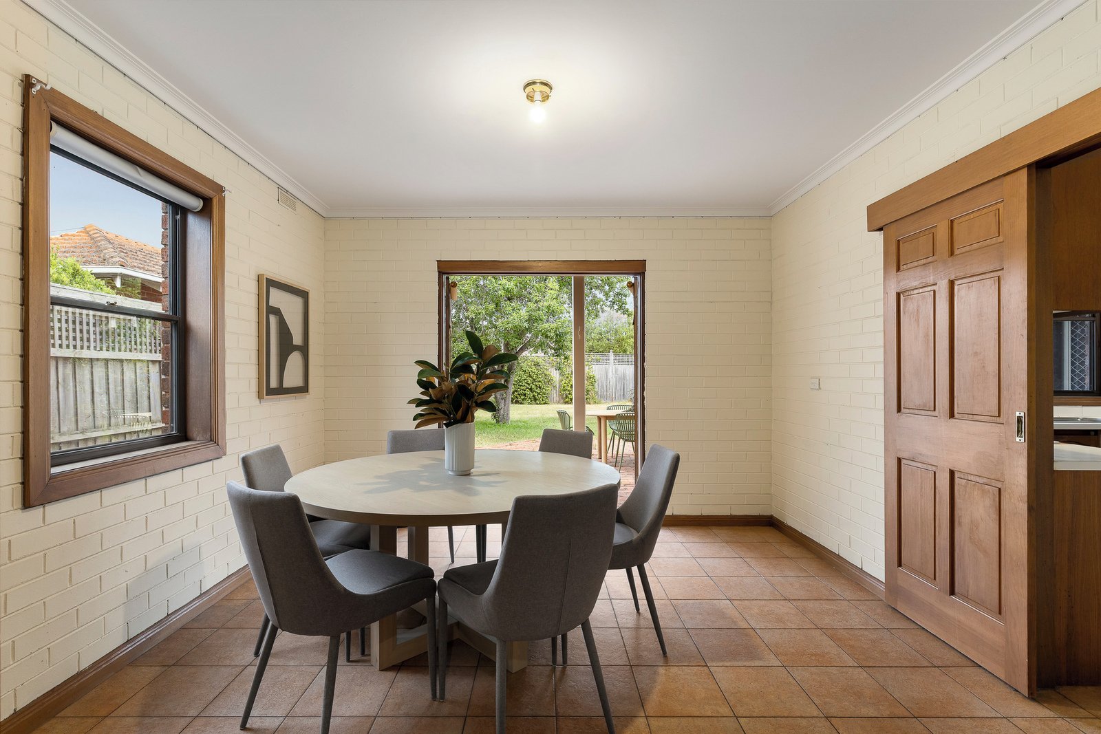 24 Montclair Avenue, BRIGHTON, 3186