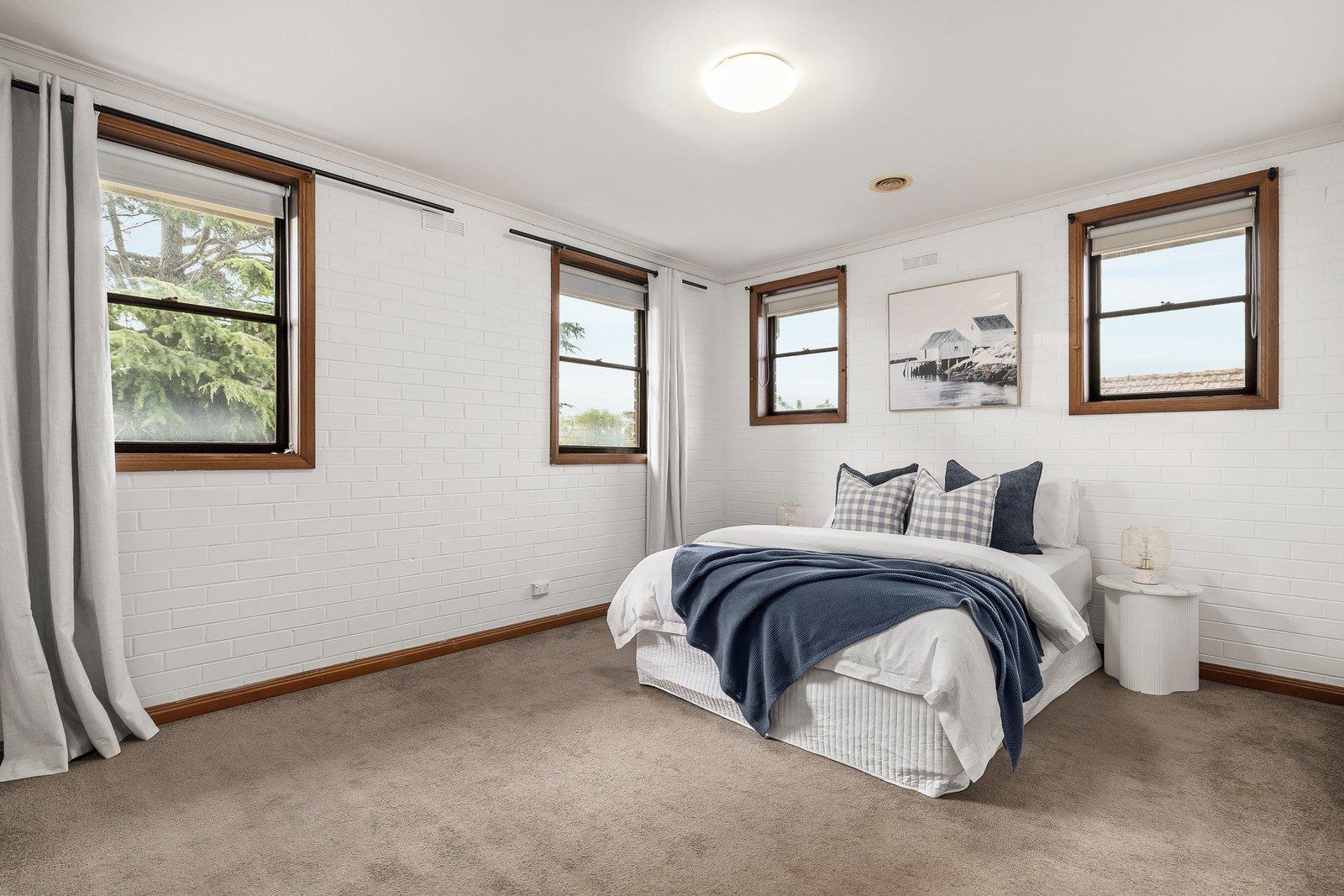 24 Montclair Avenue, BRIGHTON, 3186