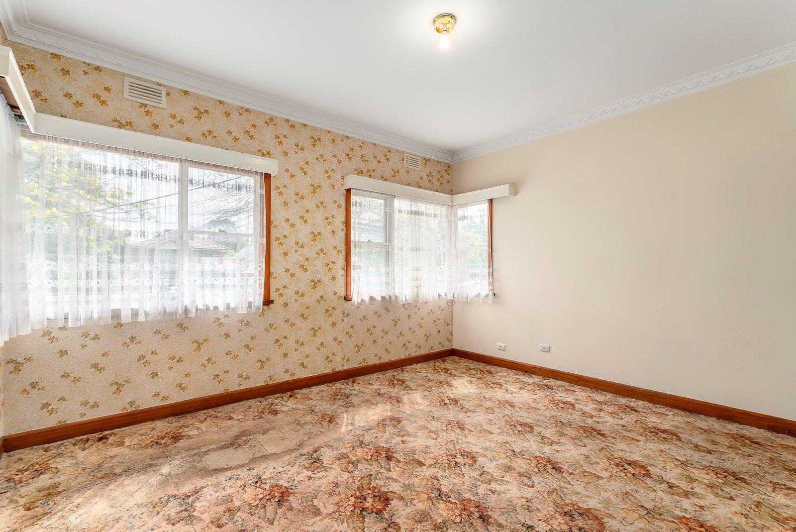 24 Pine Street, Surrey Hills, 3127