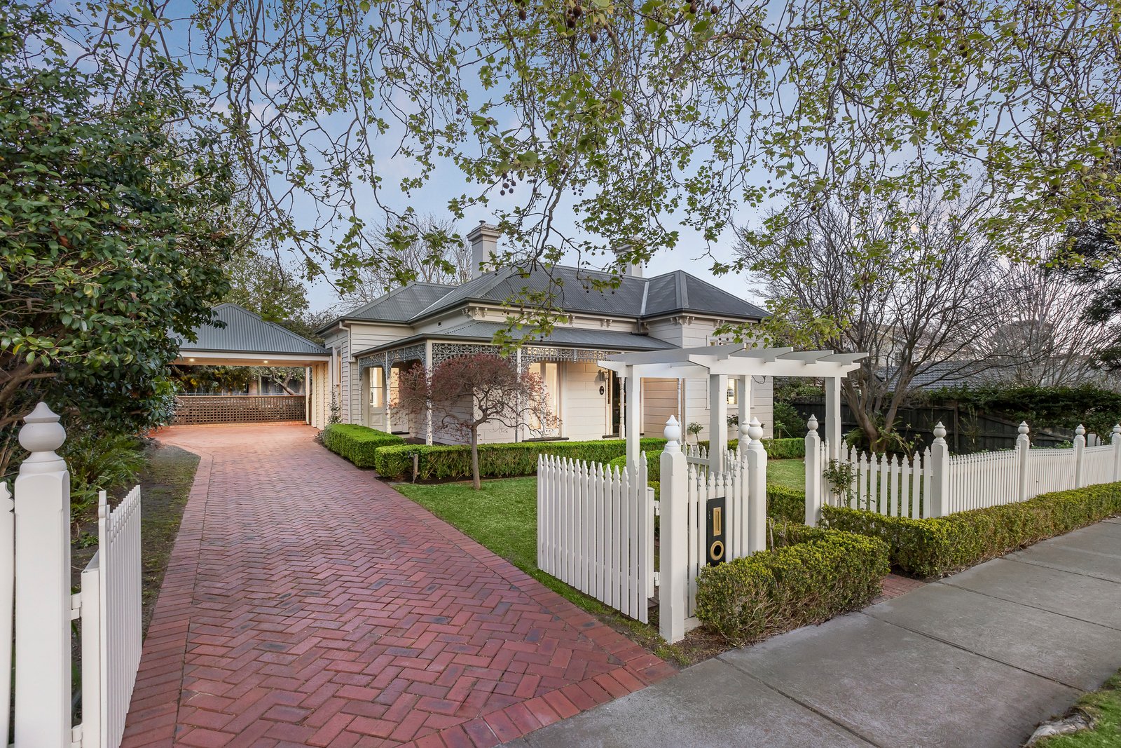 24 Rubens Grove, Canterbury, 3126