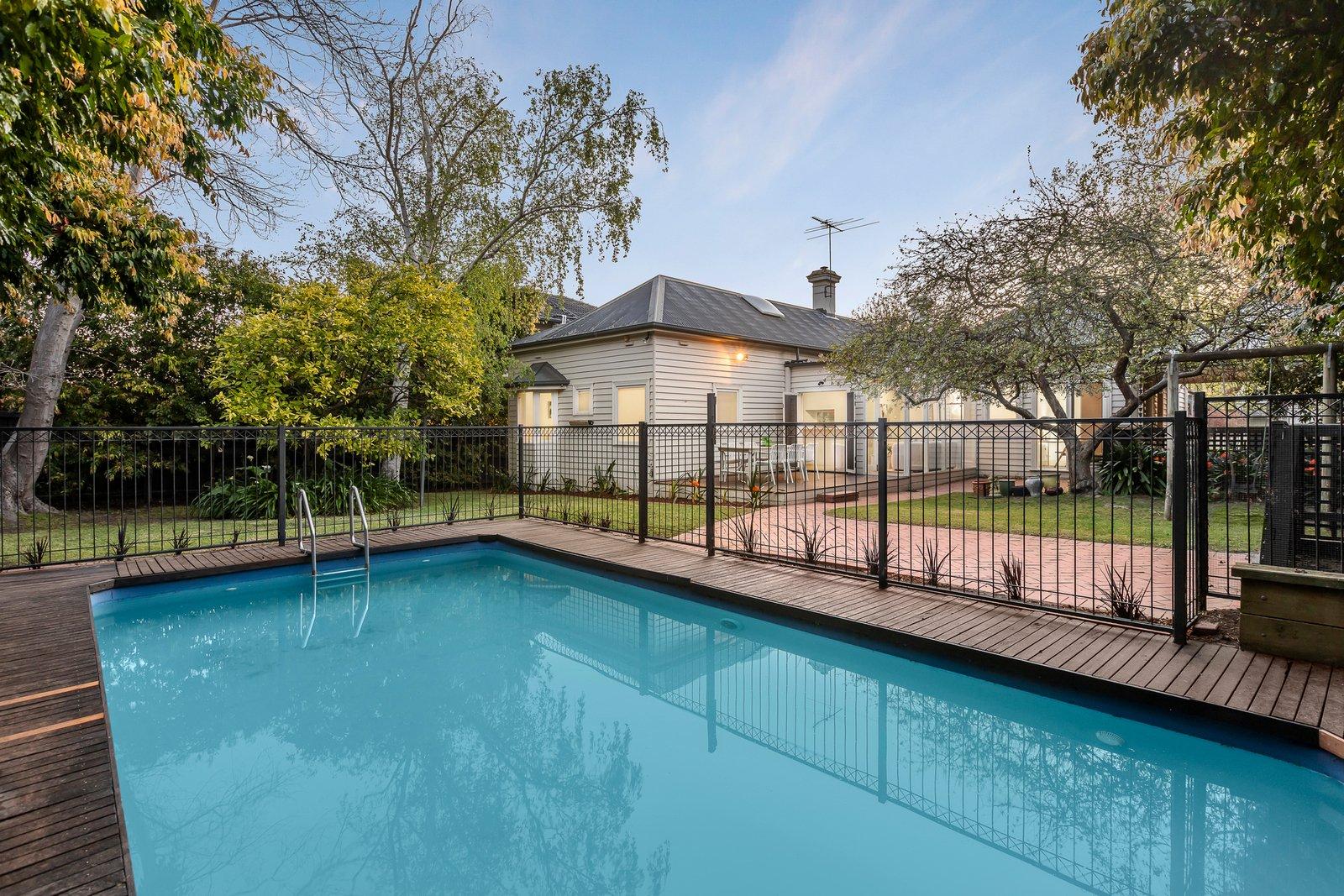 24 Rubens Grove, Canterbury, 3126