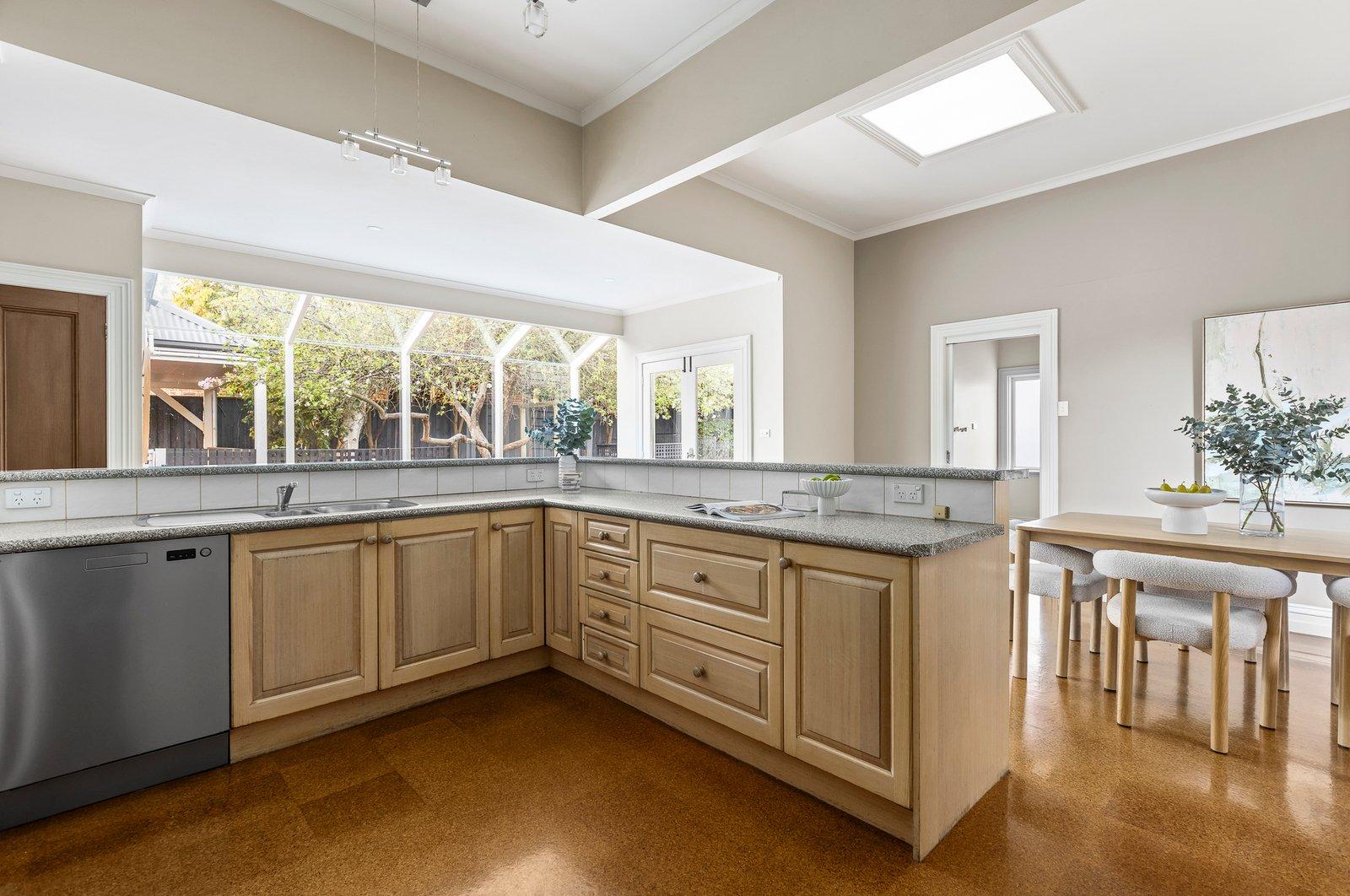 24 Rubens Grove, Canterbury, 3126