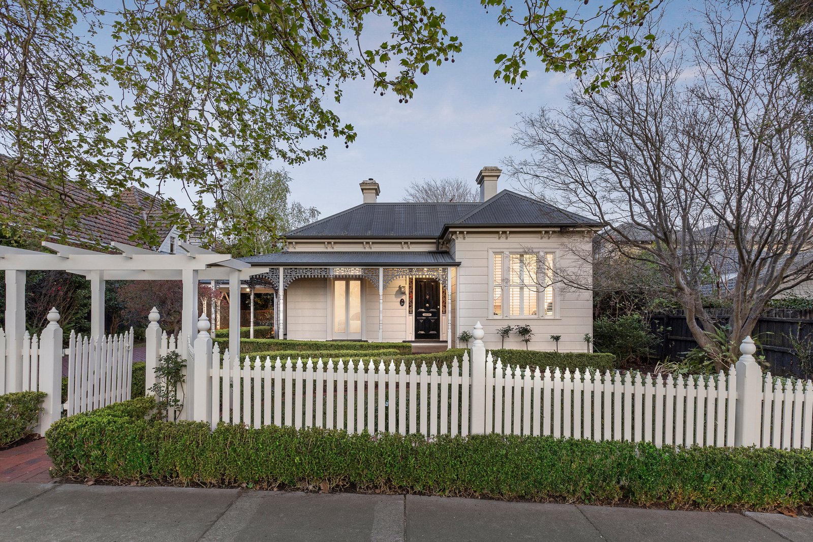 24 Rubens Grove, Canterbury, 3126