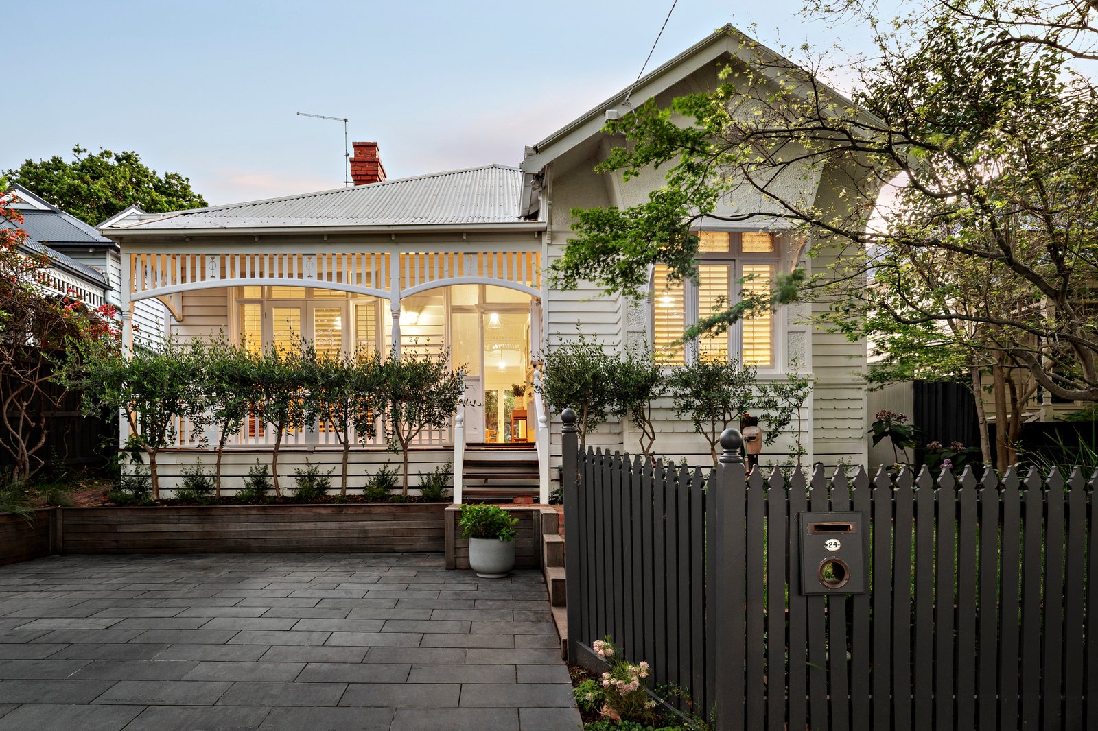 24 Viva Street, Glen Iris, 3146