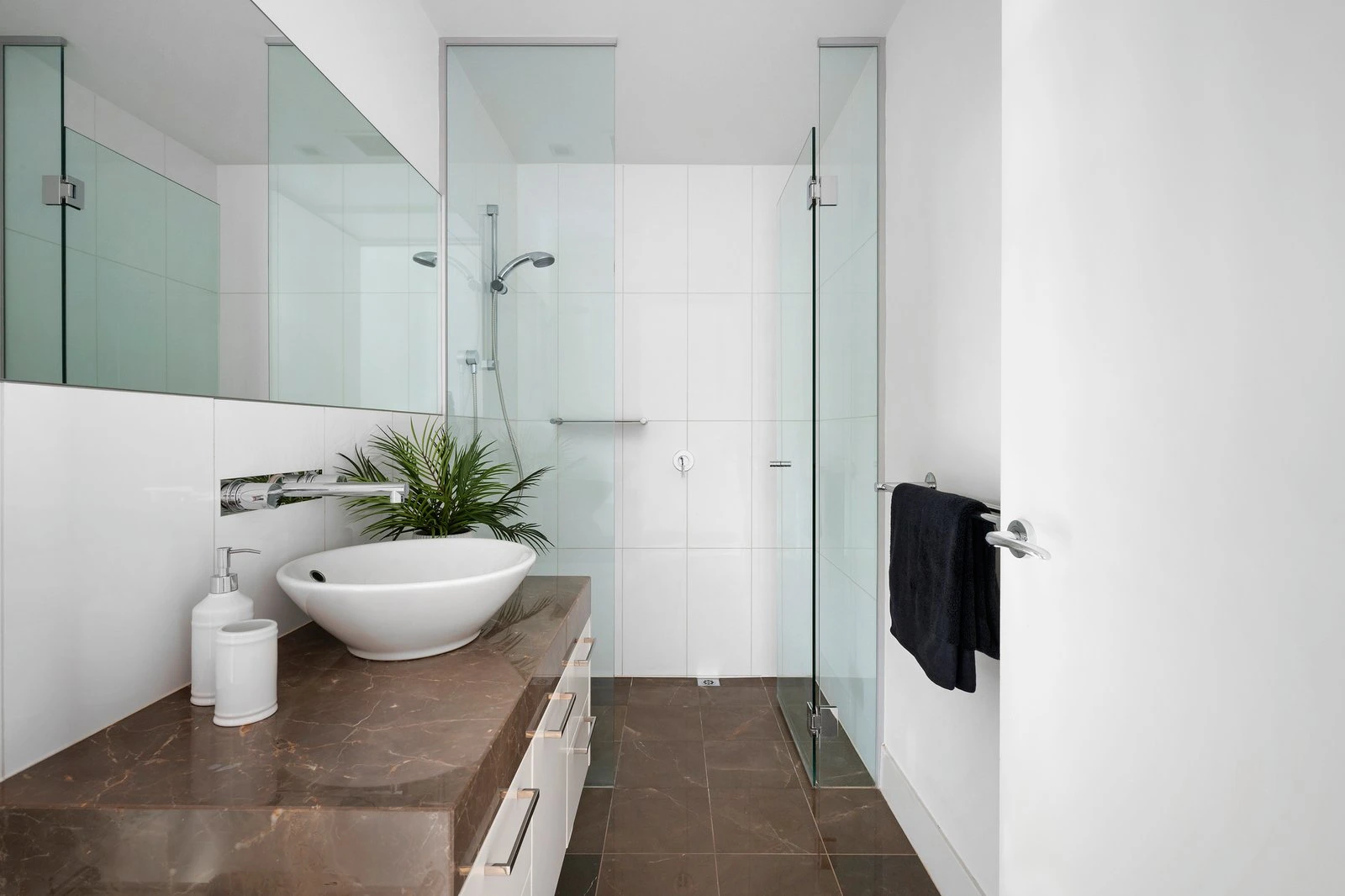 2403/368 St Kilda Road, Melbourne, 3004
