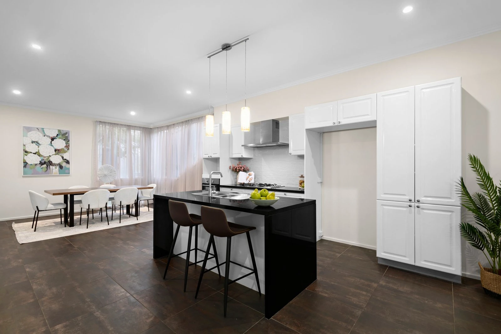 24/15 Beach Street, Port Melbourne, 3207